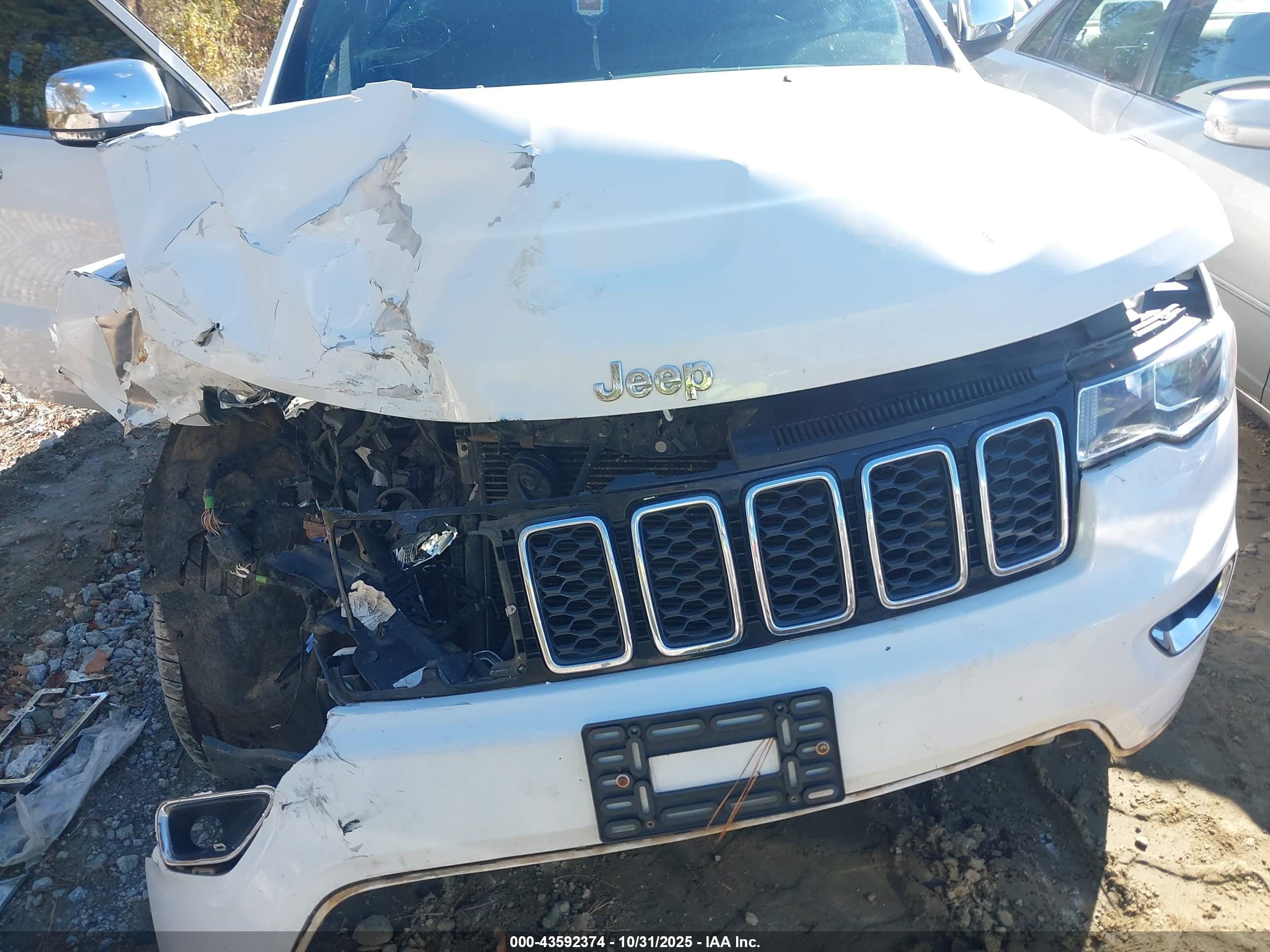 JEEP GRAND image 6