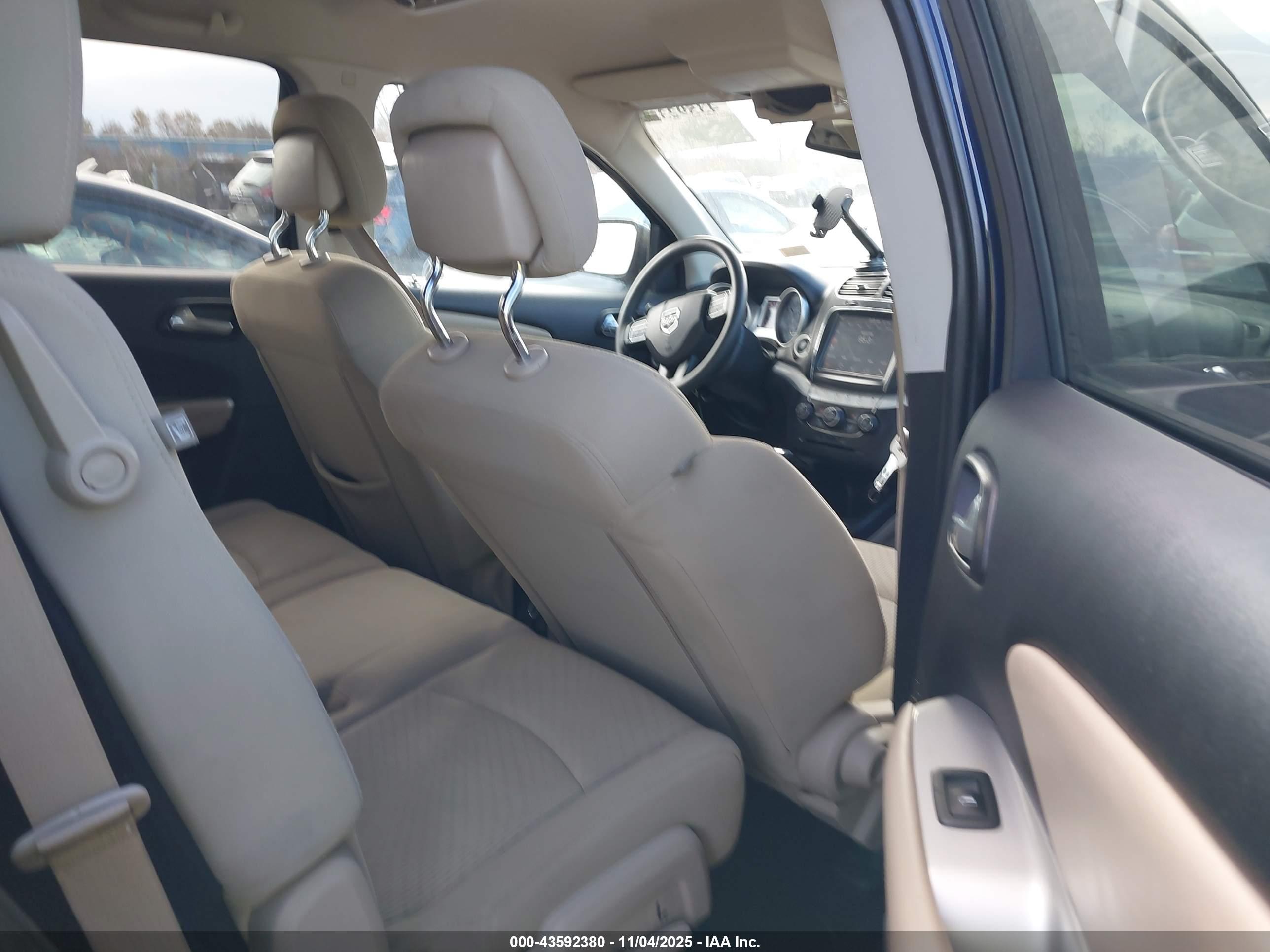DODGE JOURNEY image 8