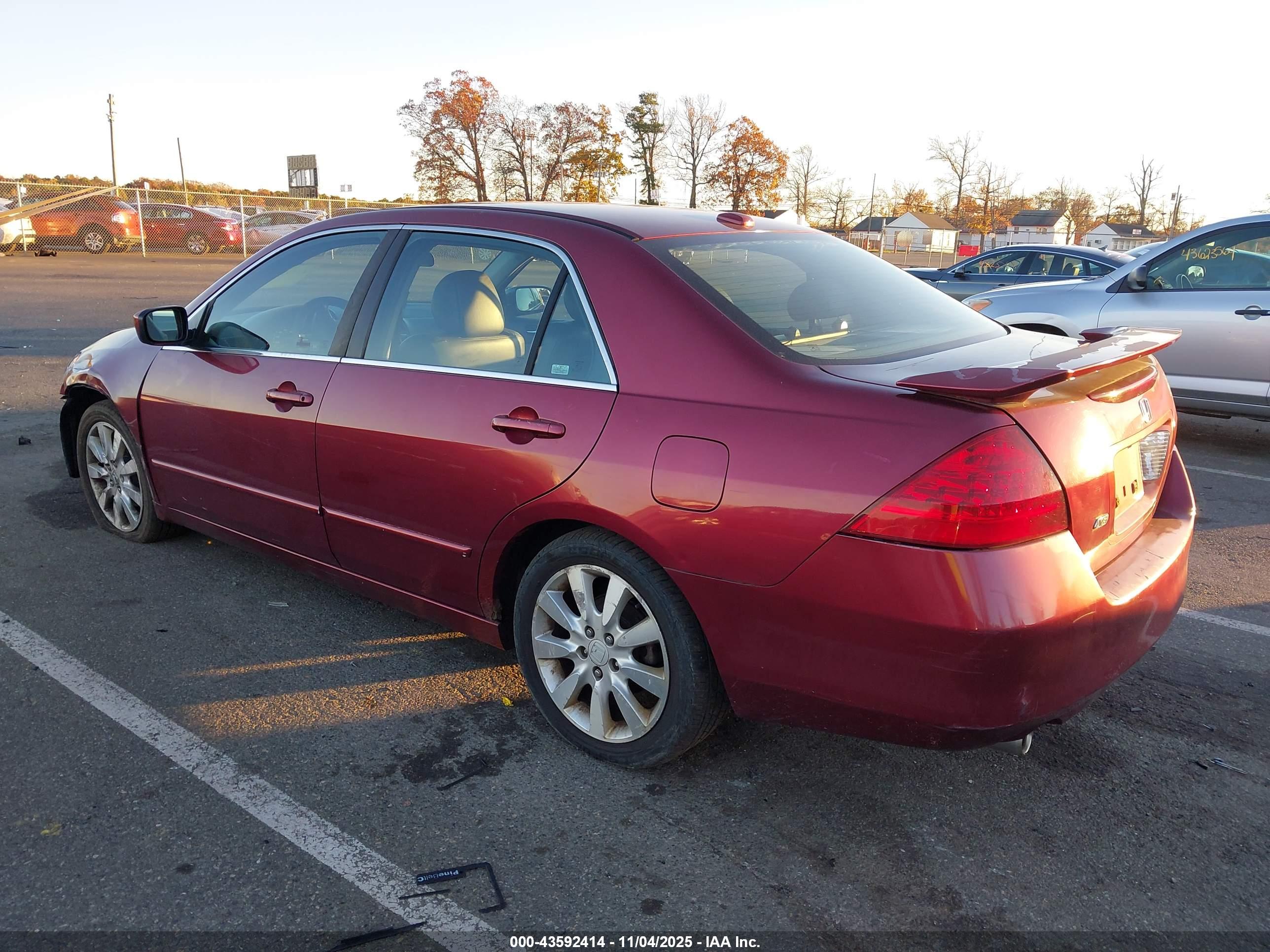 HONDA ACCORD image 3