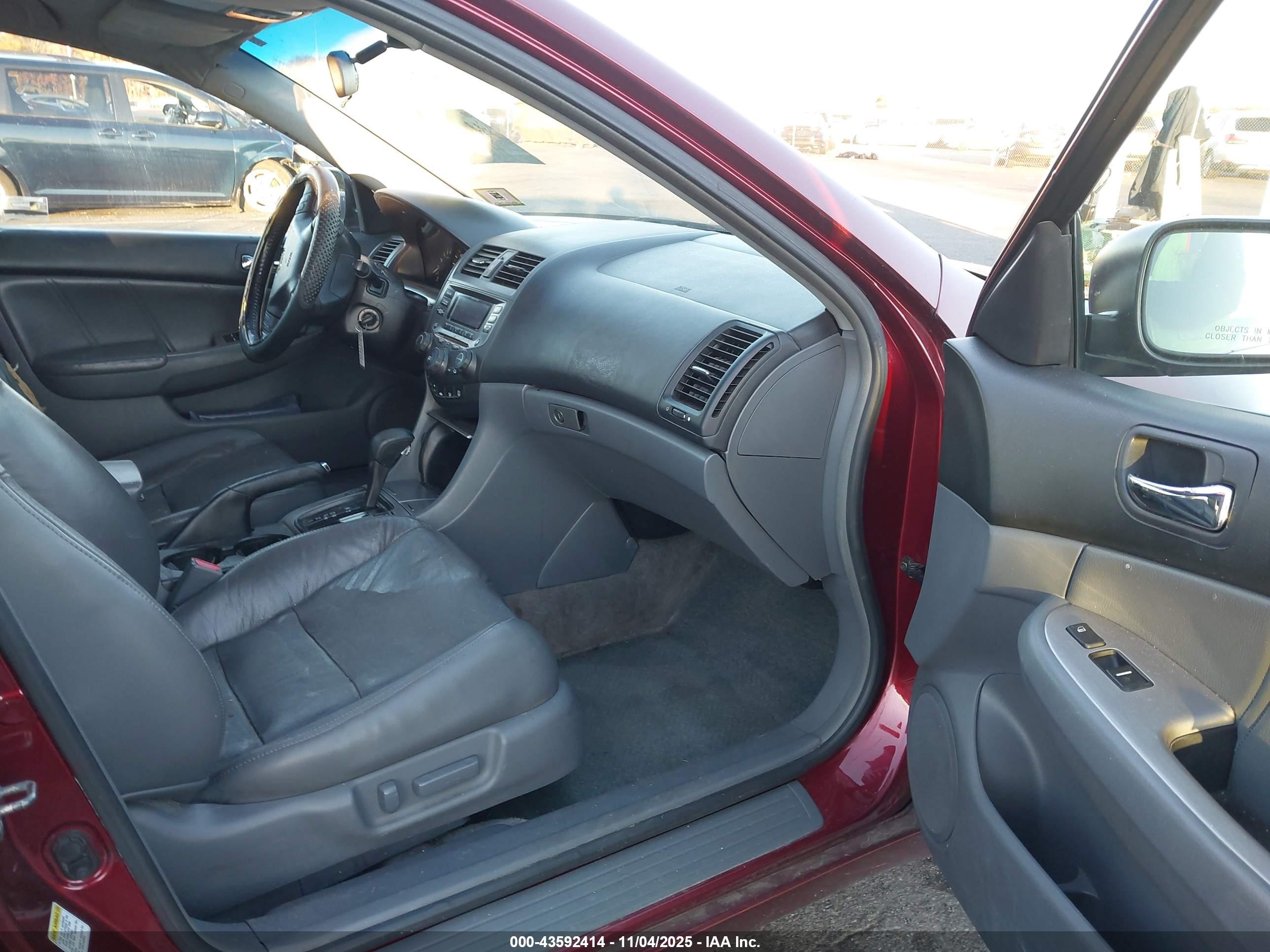 HONDA ACCORD image 5
