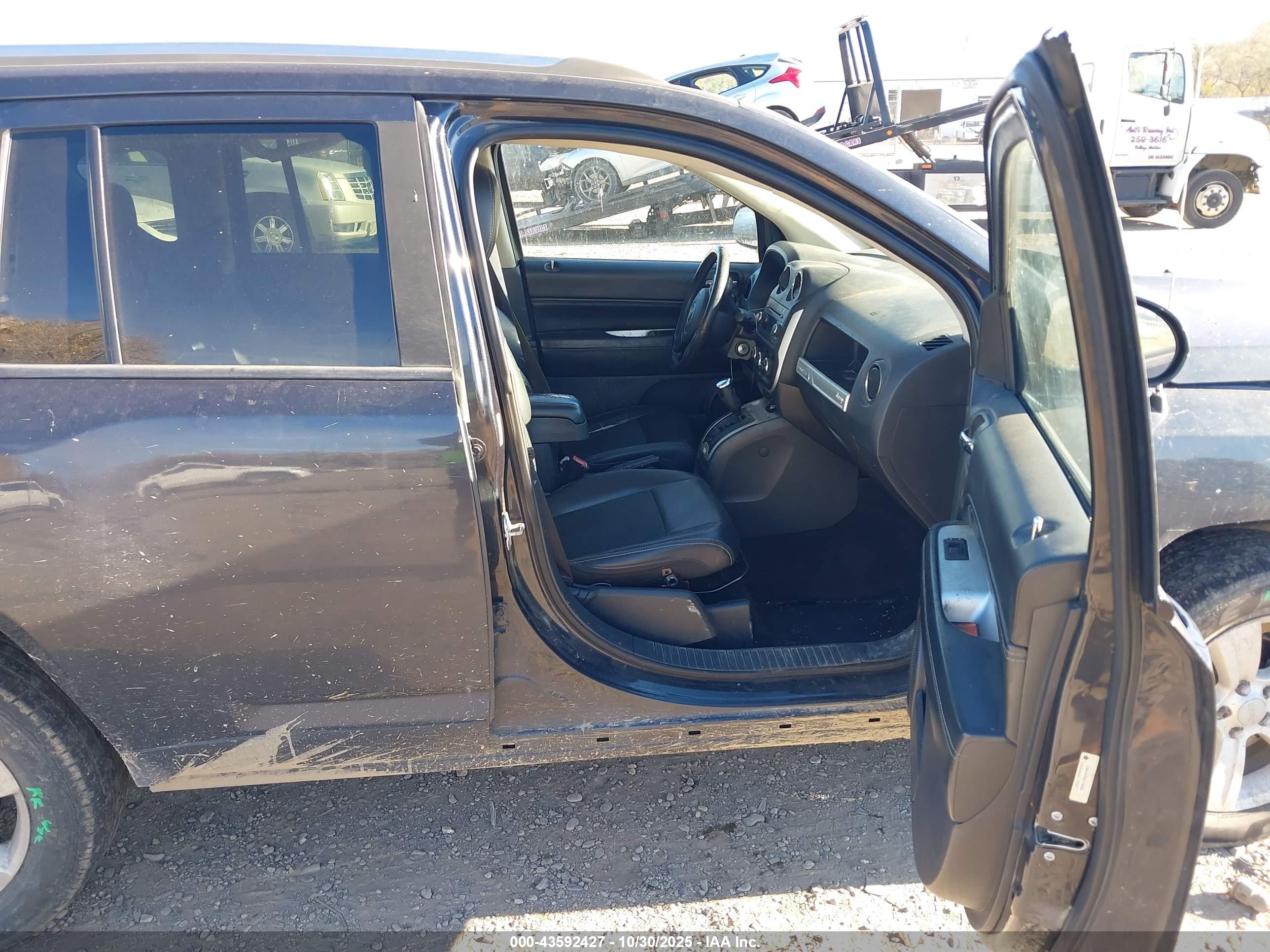 JEEP COMPASS image 5
