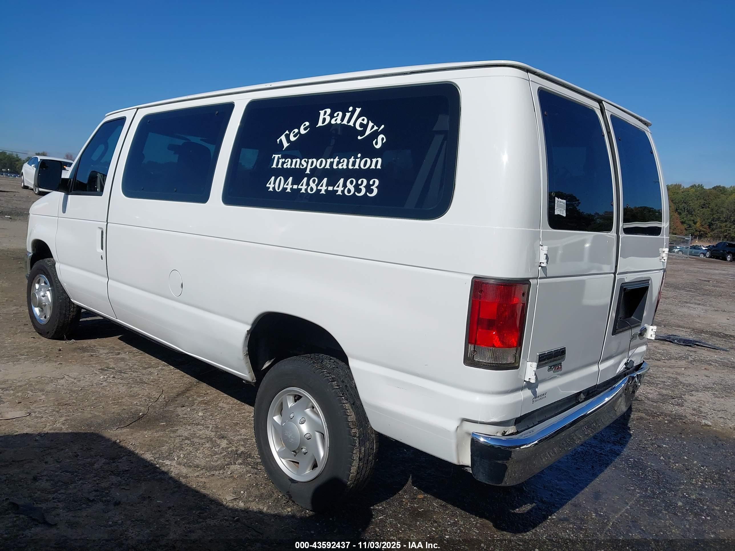 FORD E-350 image 3