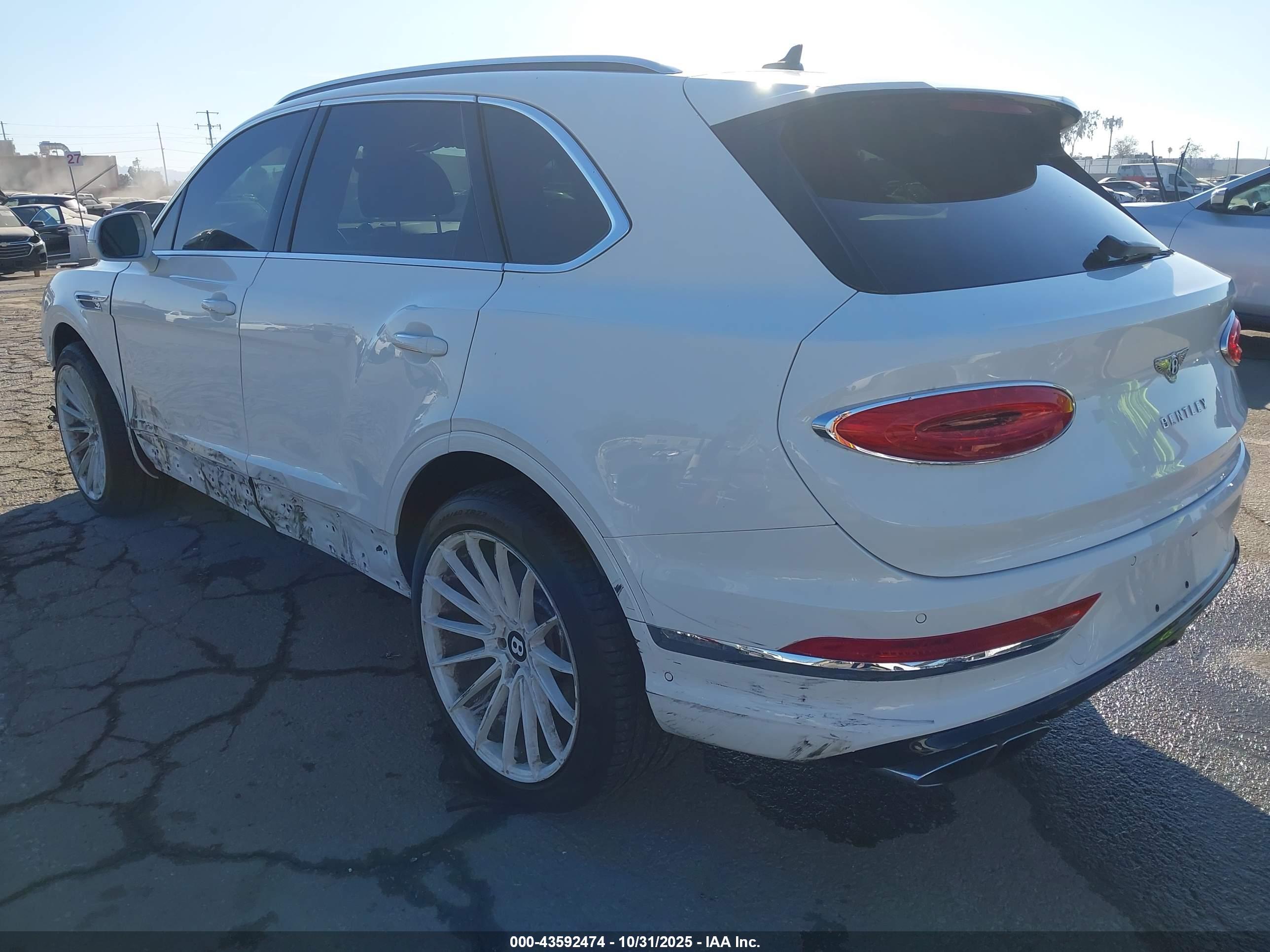 BENTLEY BENTAYGA image 3