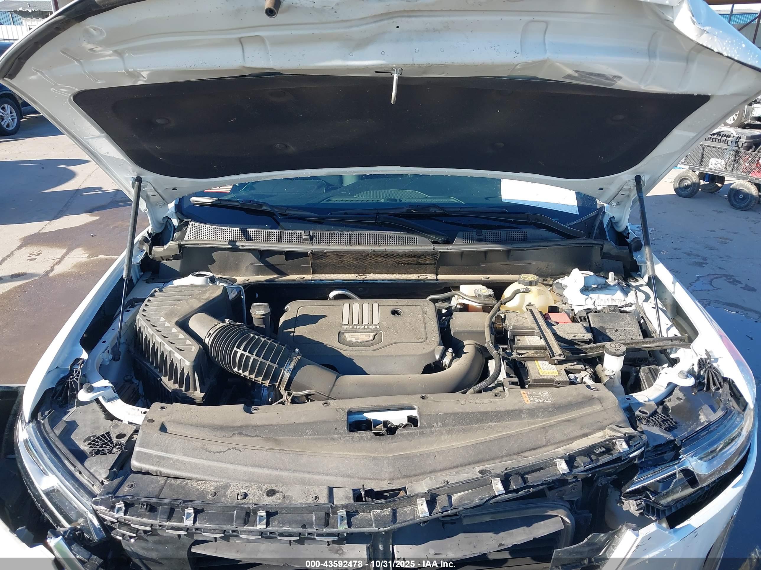 CADILLAC XT6 image 10