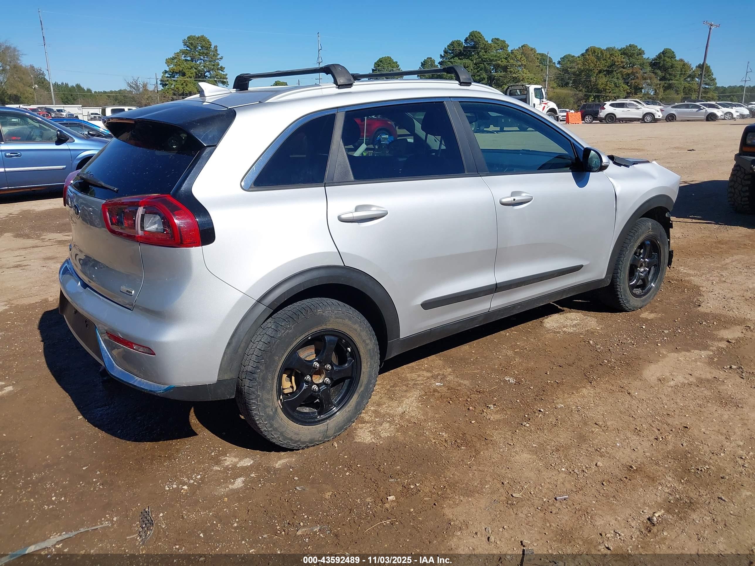 KIA NIRO image 4