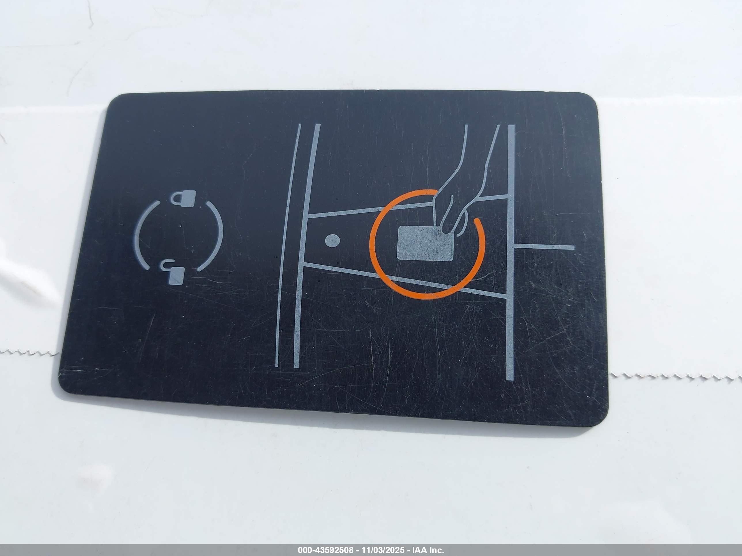 TESLA MODEL image 11