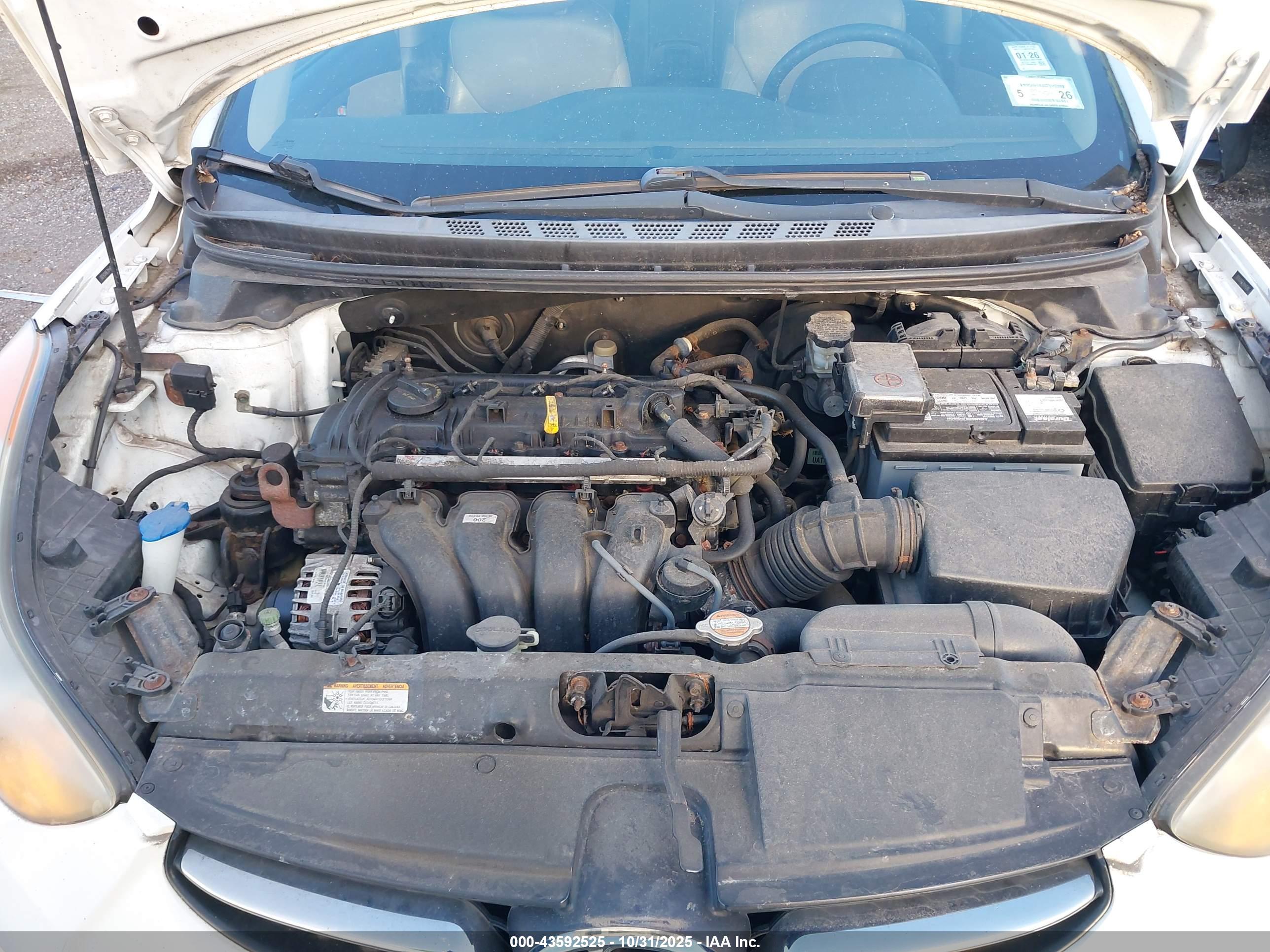 HYUNDAI ELANTRA image 10