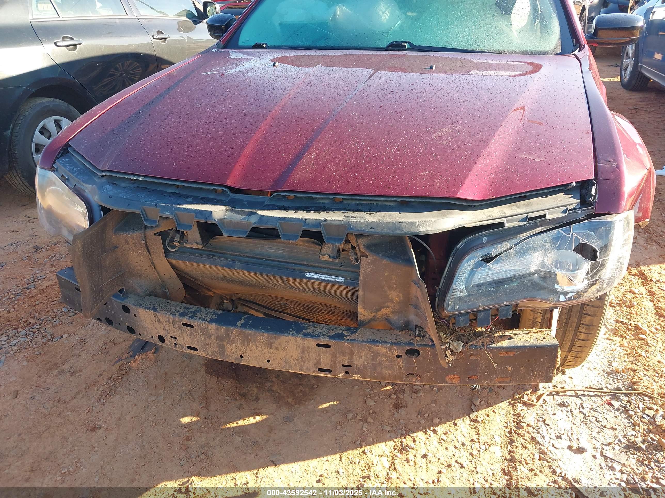 CHRYSLER 300 image 6