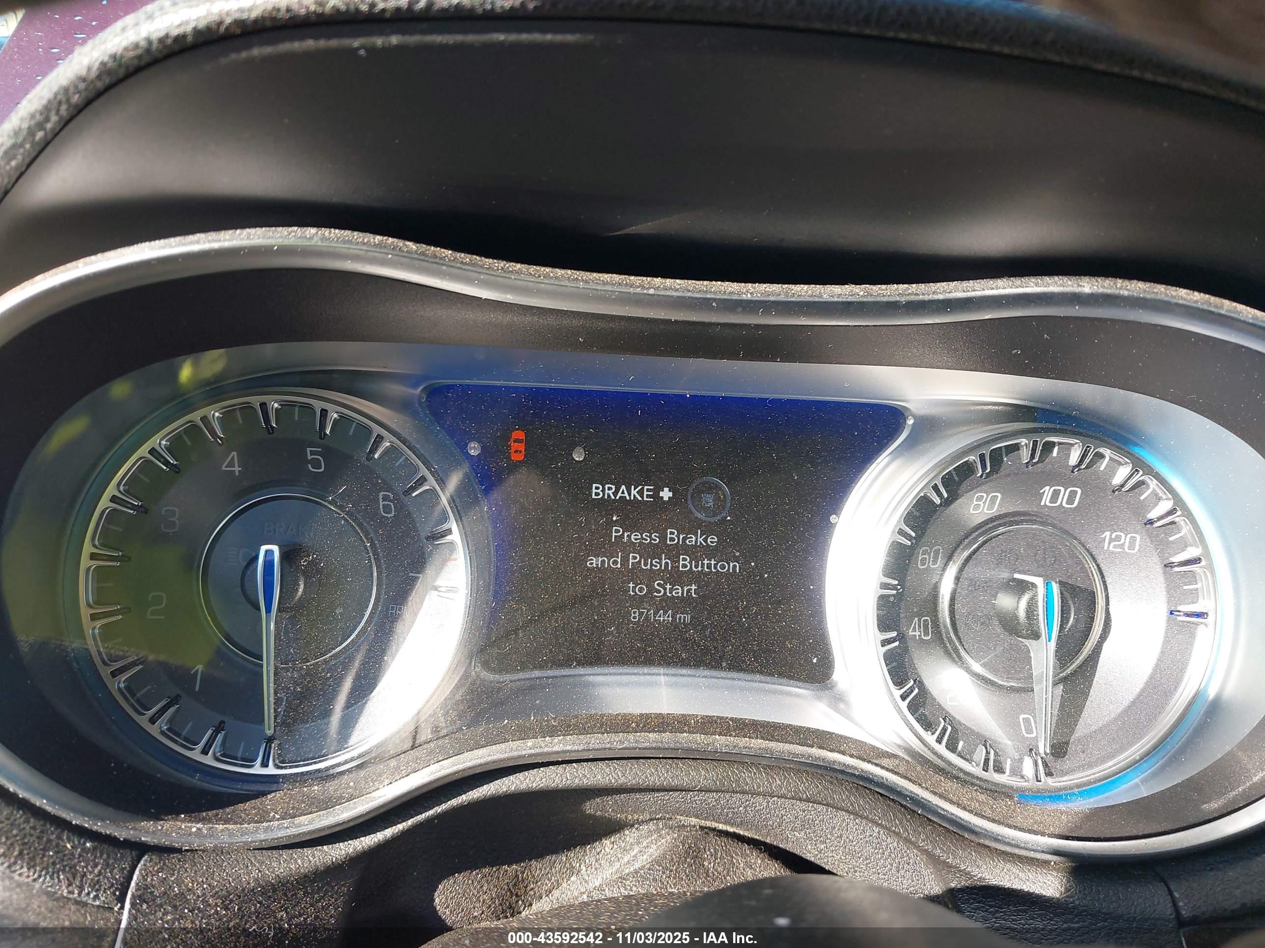 CHRYSLER 300 image 7
