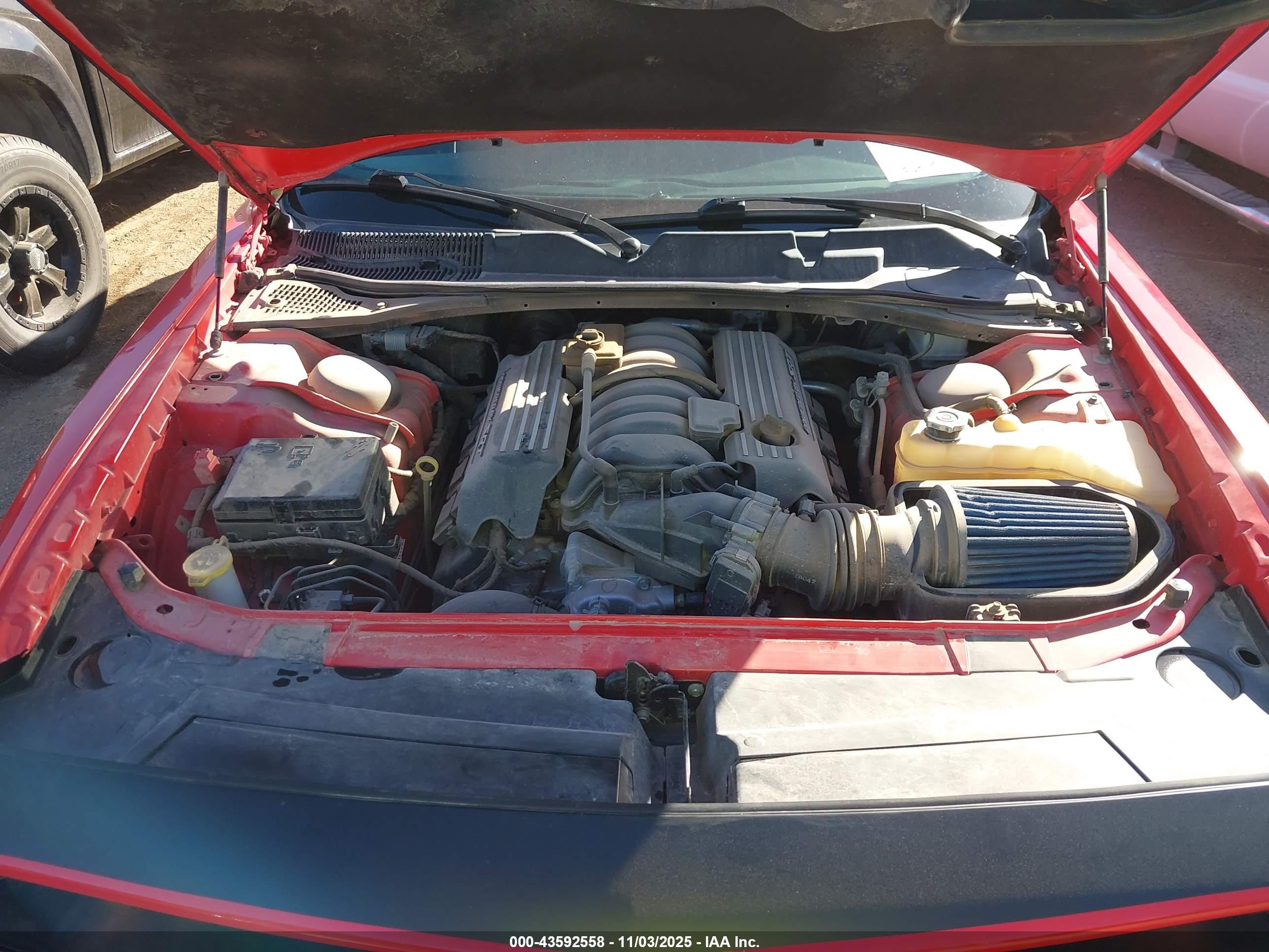 DODGE CHALLENGER image 10