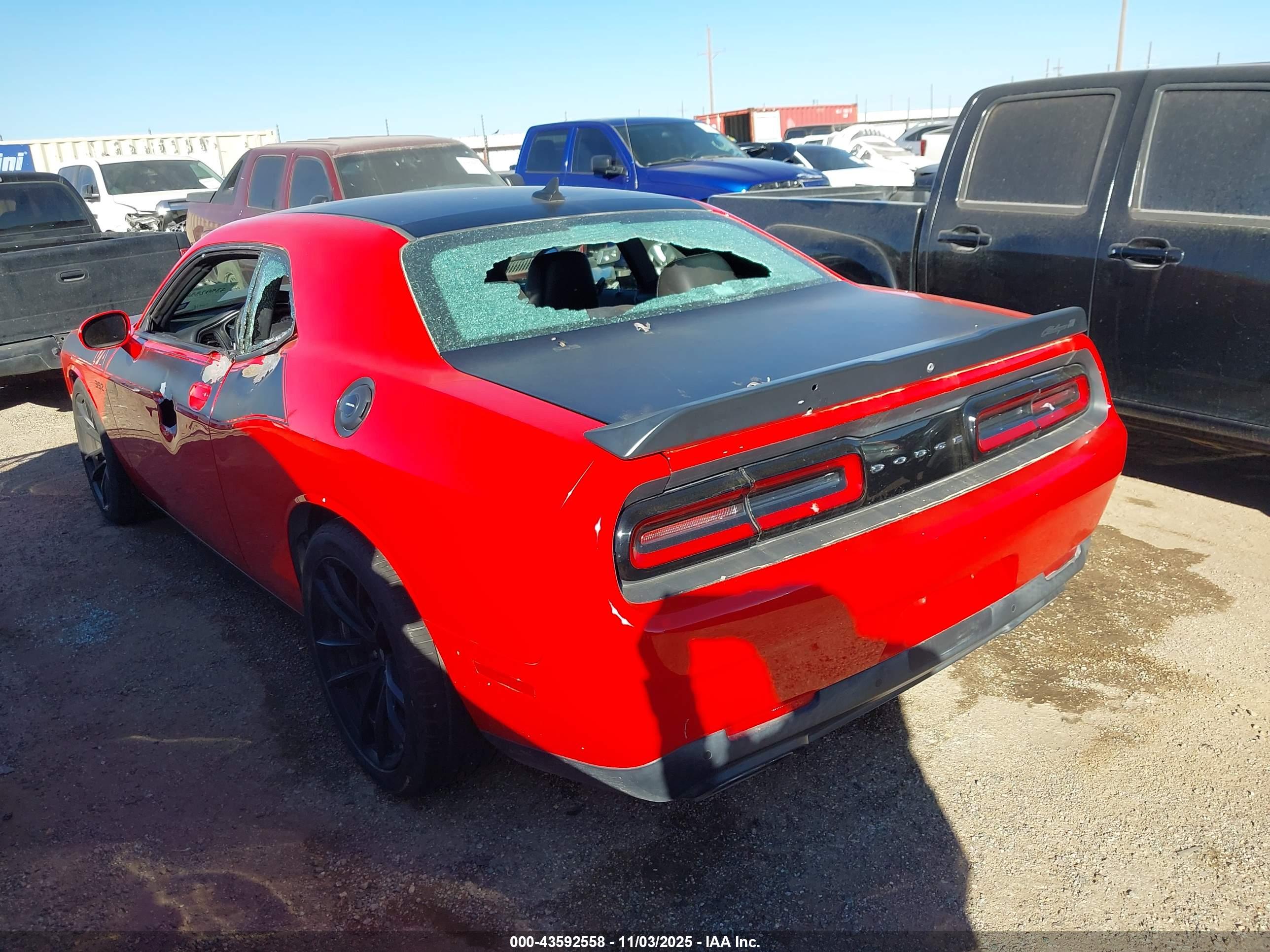 DODGE CHALLENGER image 3