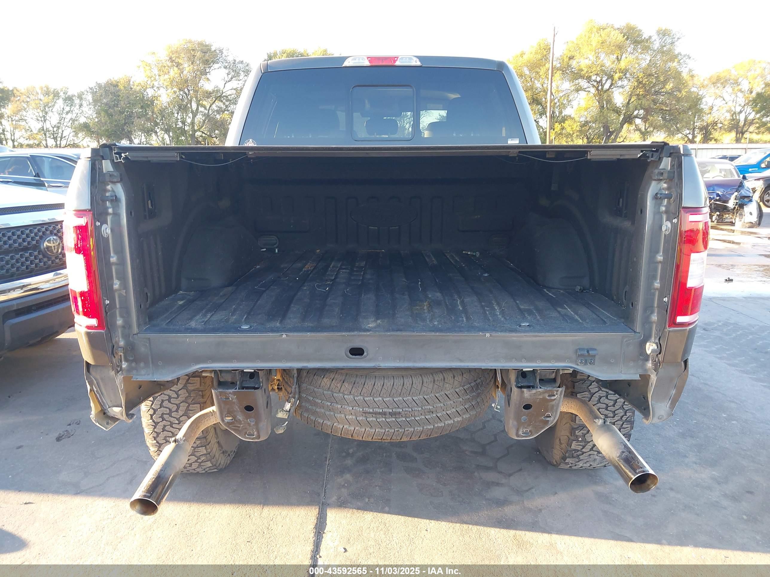 FORD F-150 image 6