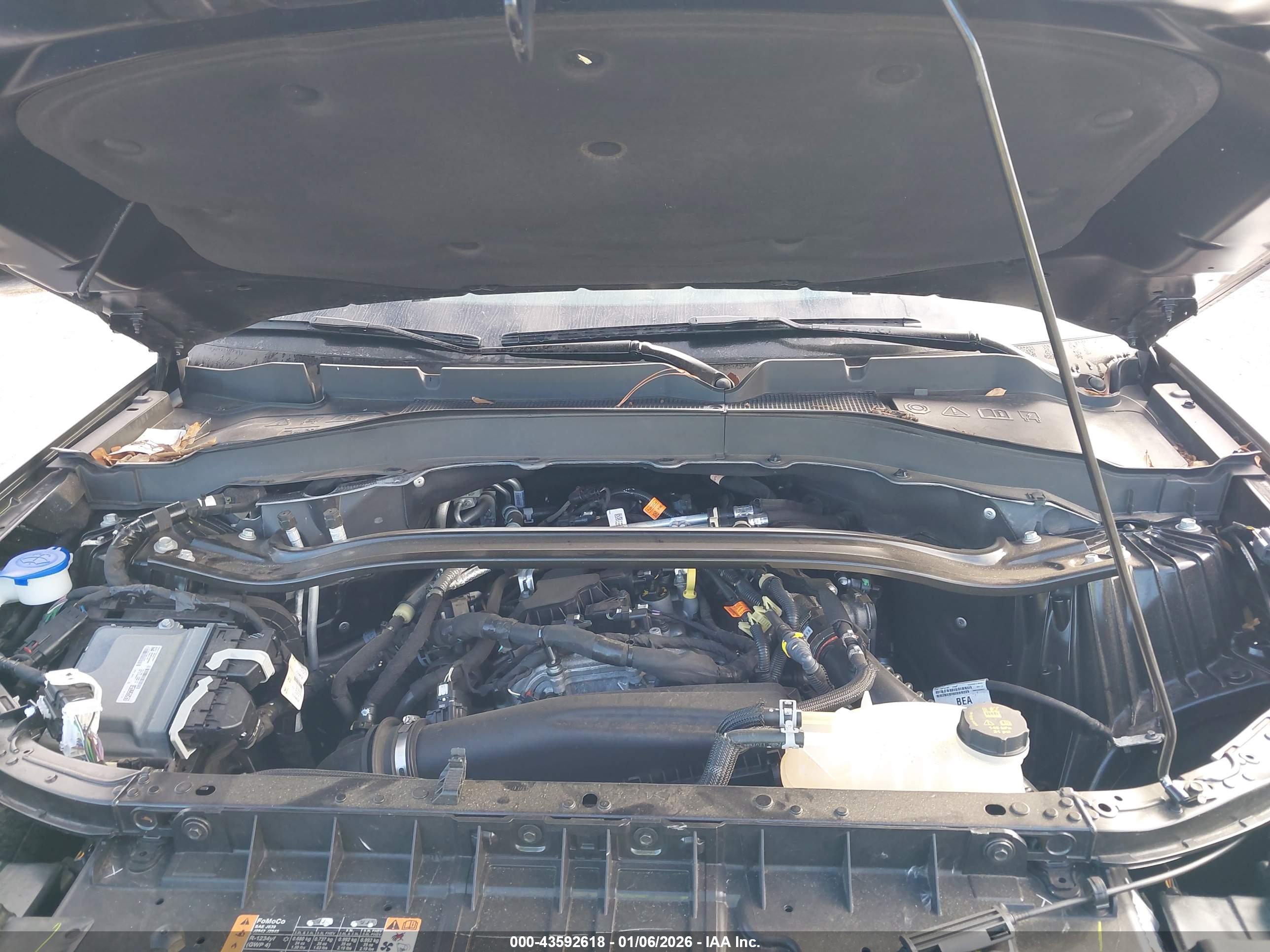 FORD EXPLORER image 10