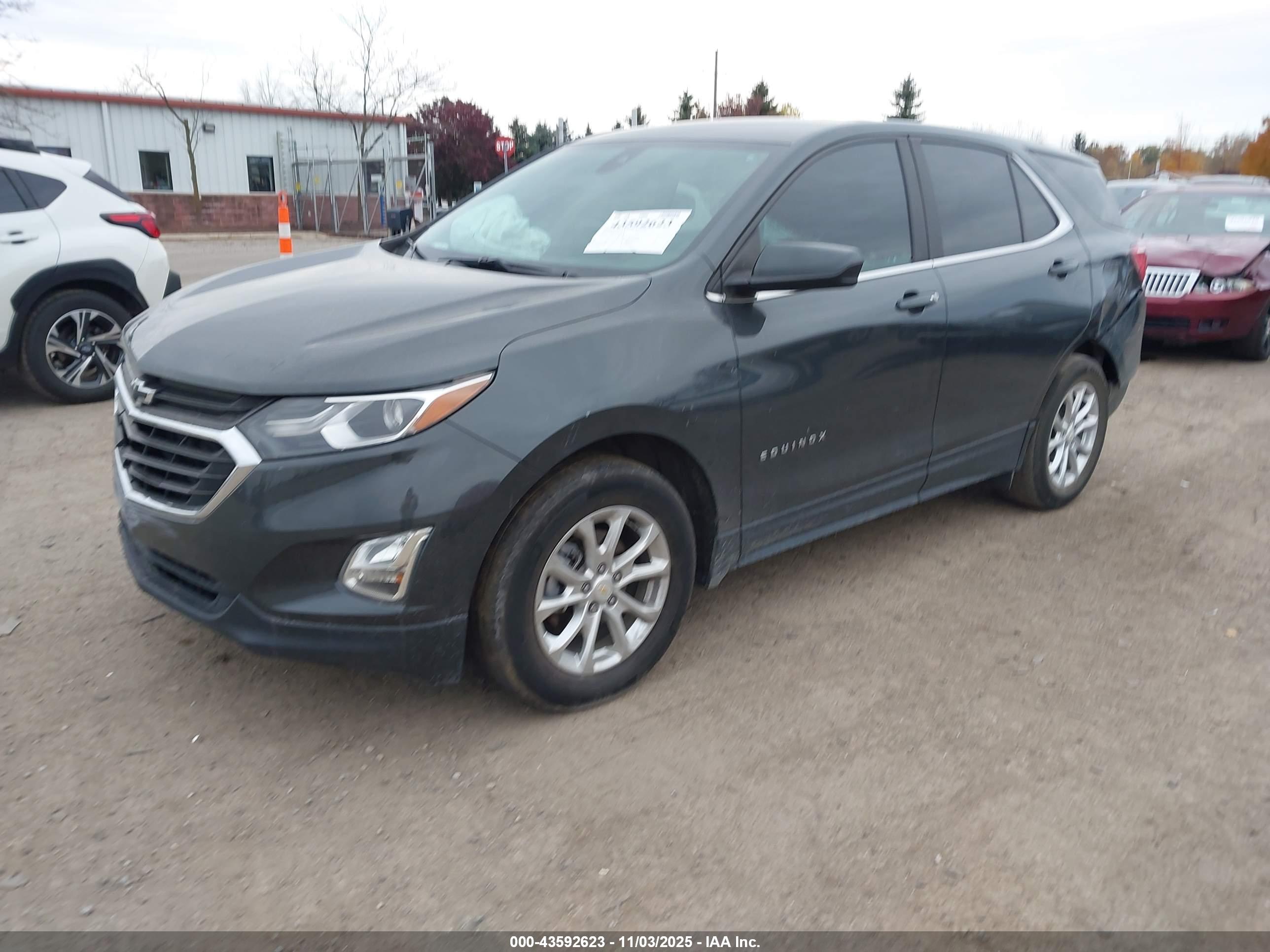 CHEVROLET EQUINOX image 2