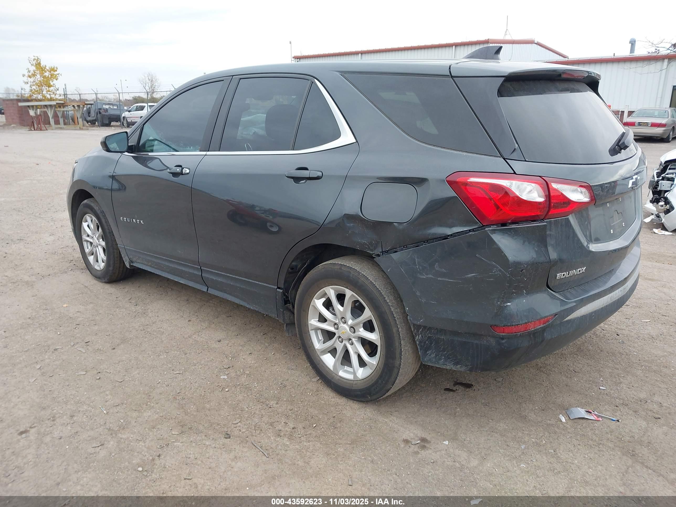 CHEVROLET EQUINOX image 3