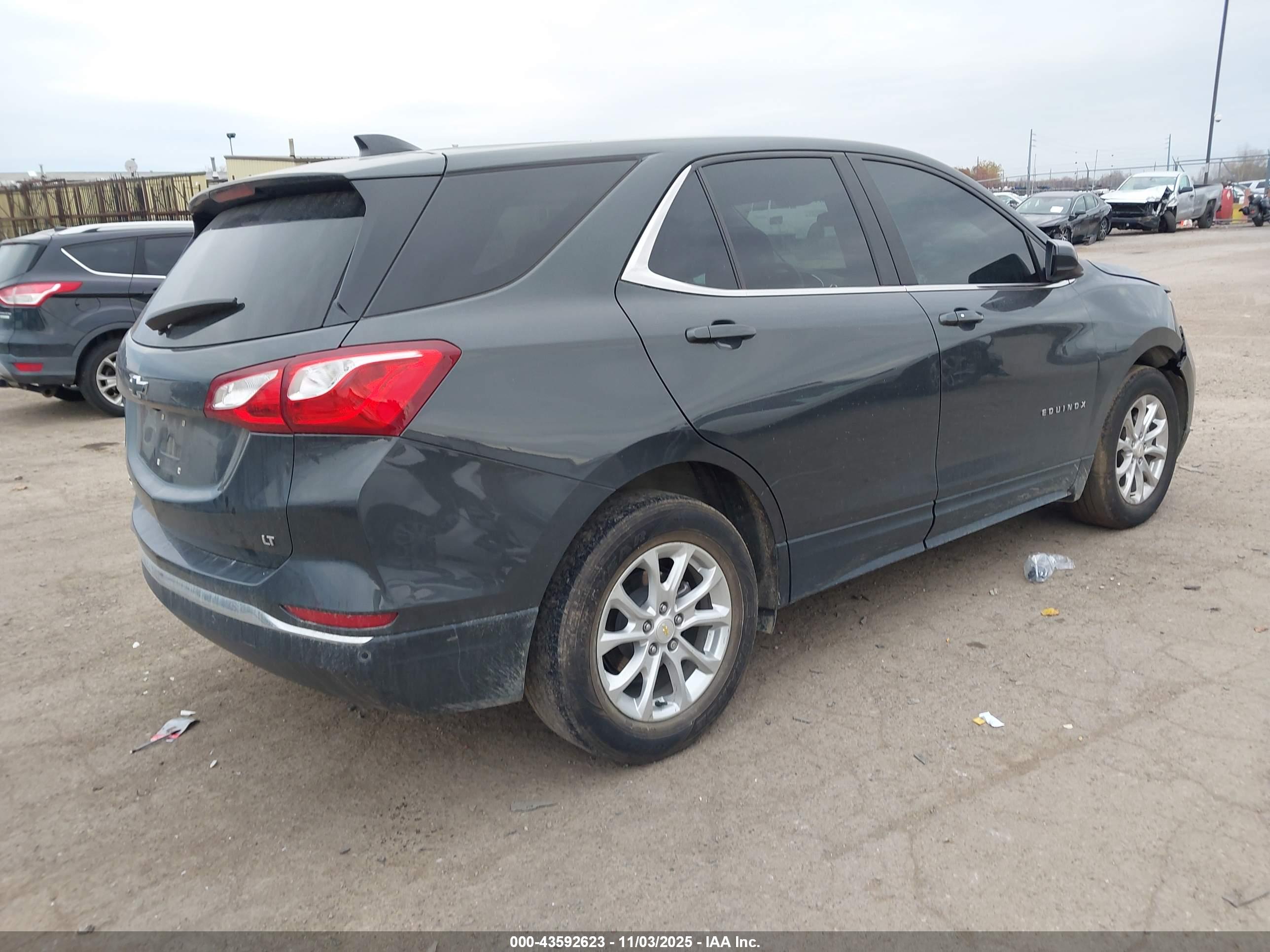 CHEVROLET EQUINOX image 4
