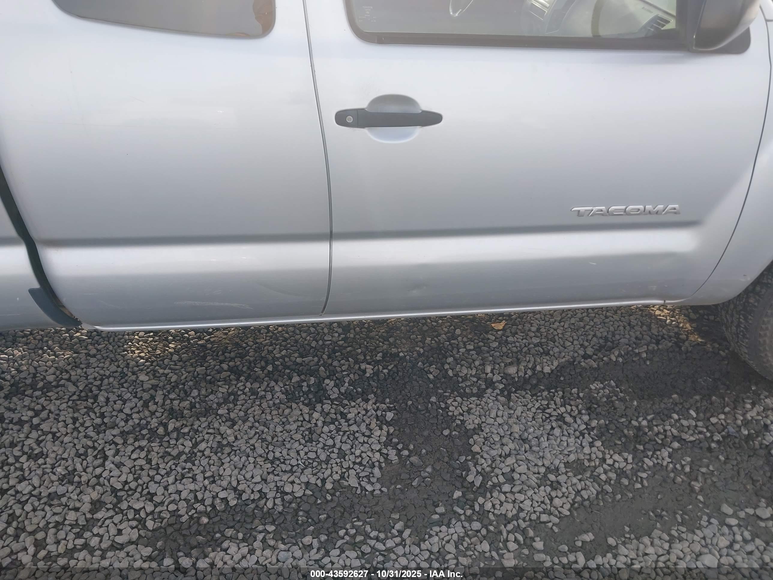 TOYOTA TACOMA image 6