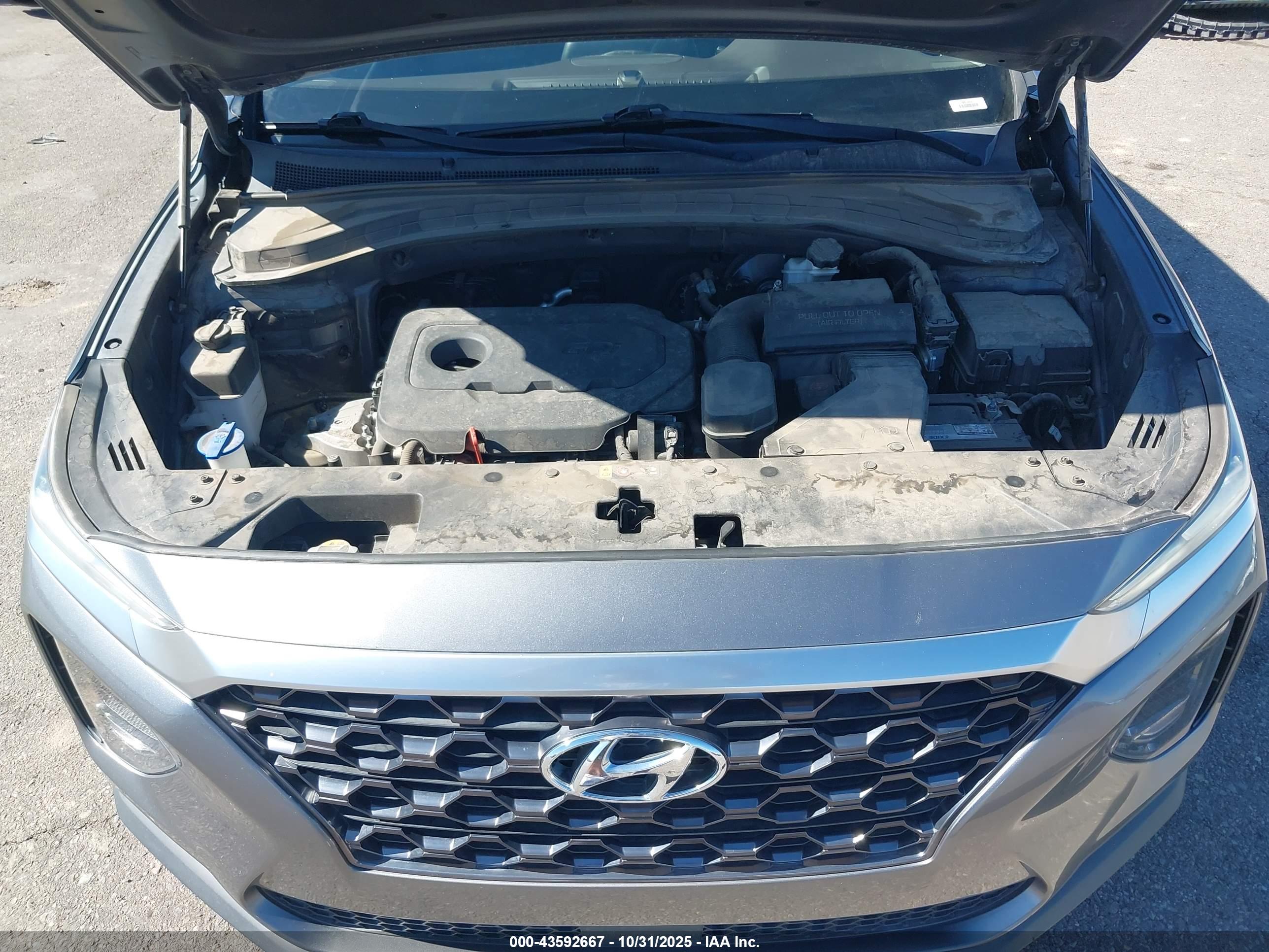 HYUNDAI SANTA image 10
