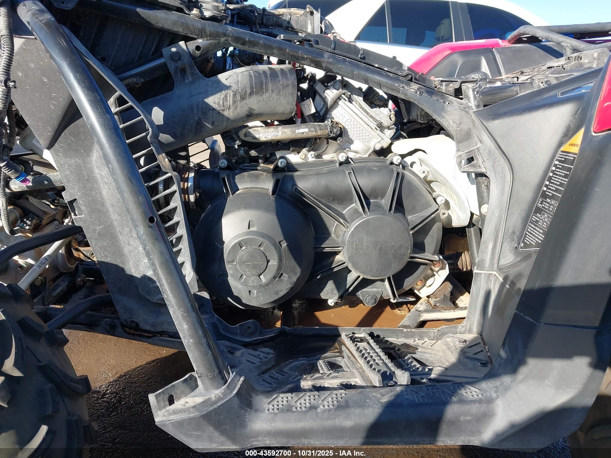 CAN-AM OUTLANDER image 9