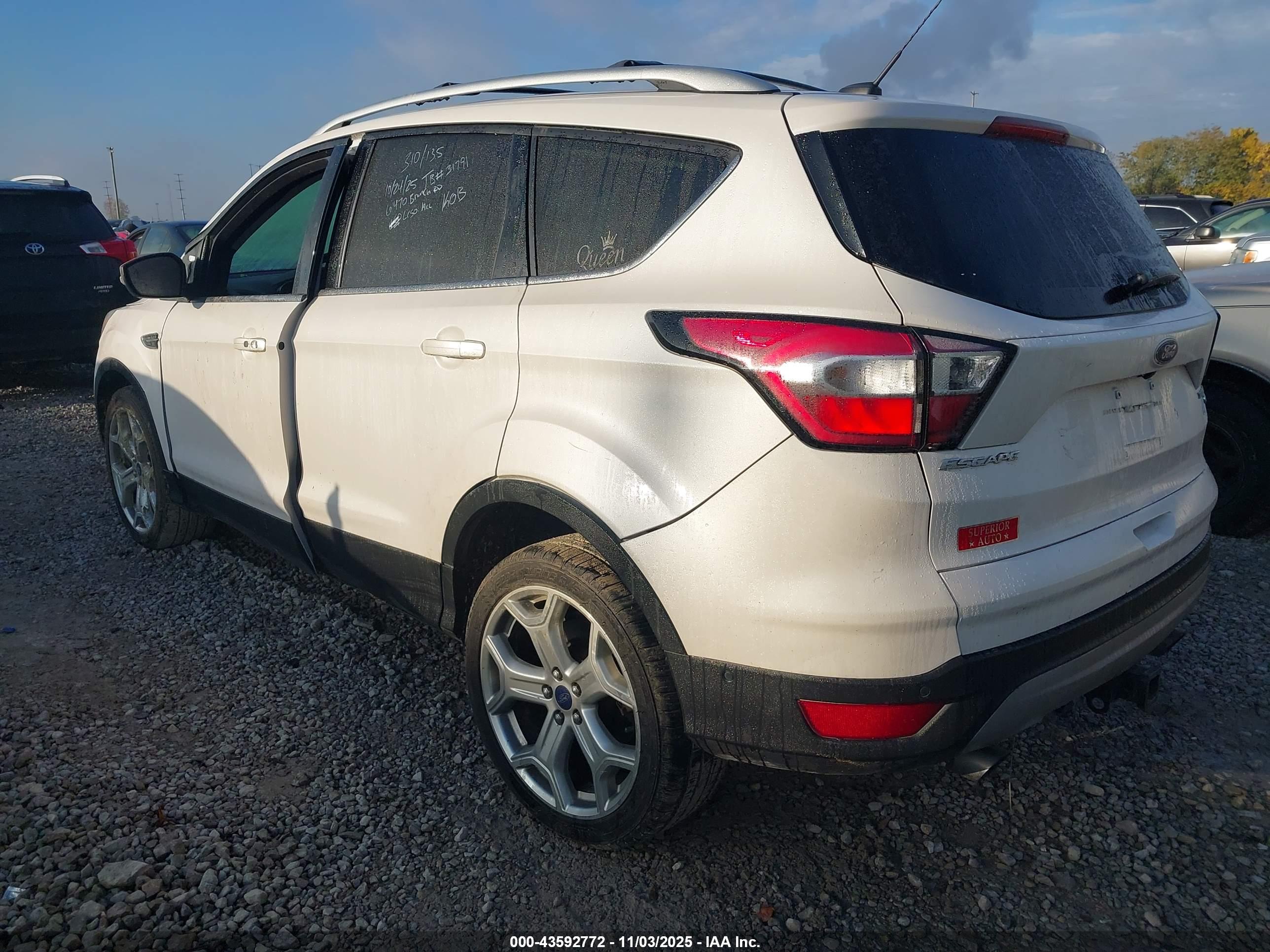 FORD ESCAPE image 3