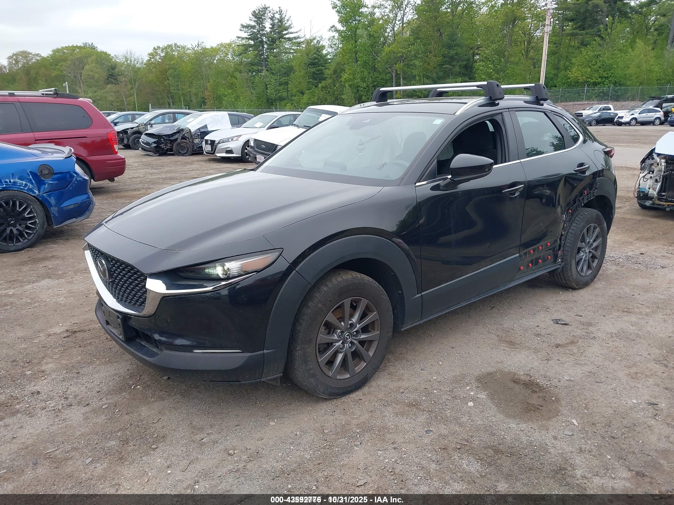 MAZDA CX-30 image 2