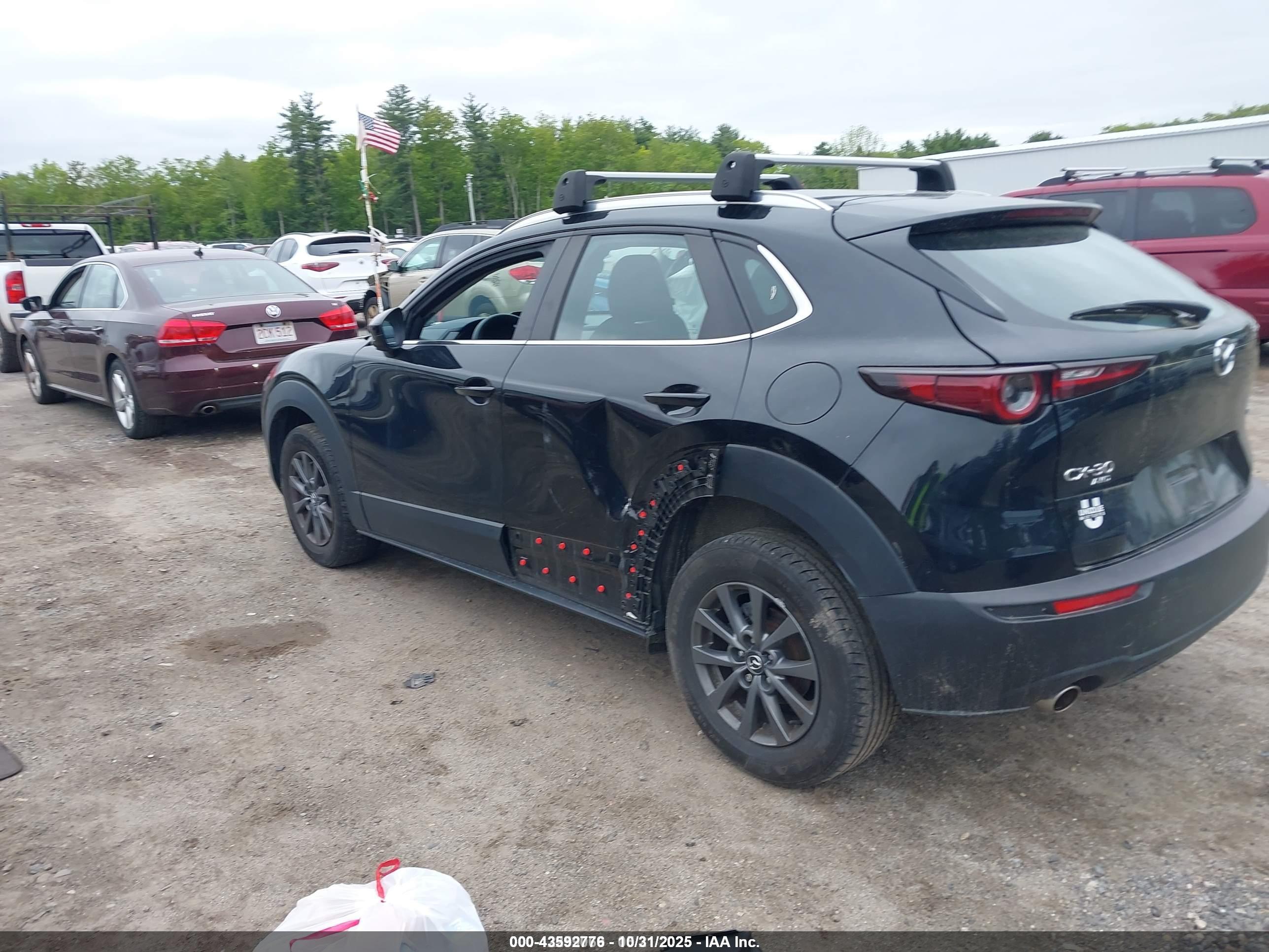 MAZDA CX-30 image 3