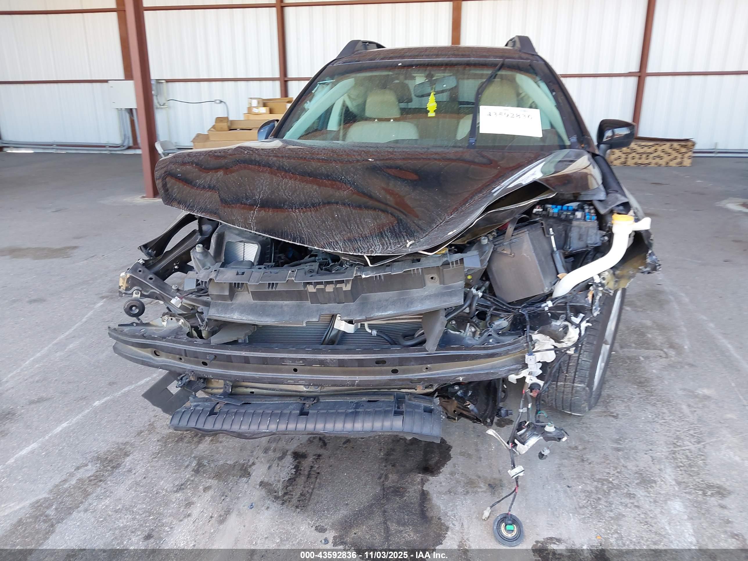 SUBARU OUTBACK image 6