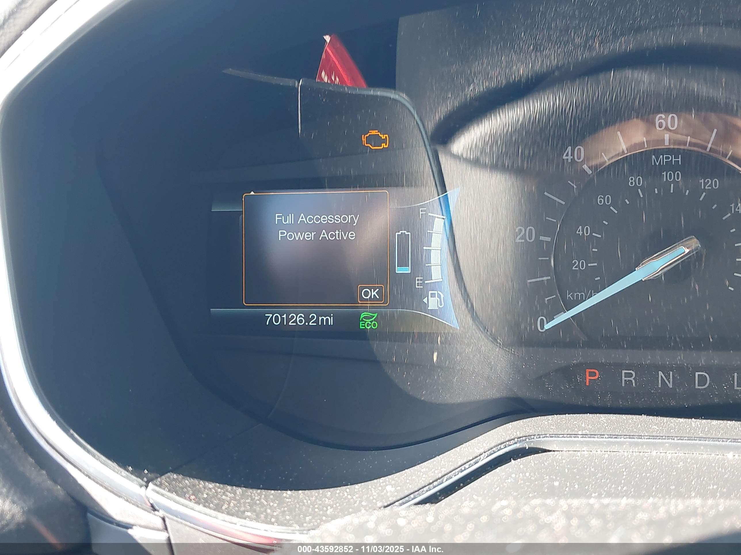 FORD FUSION image 7