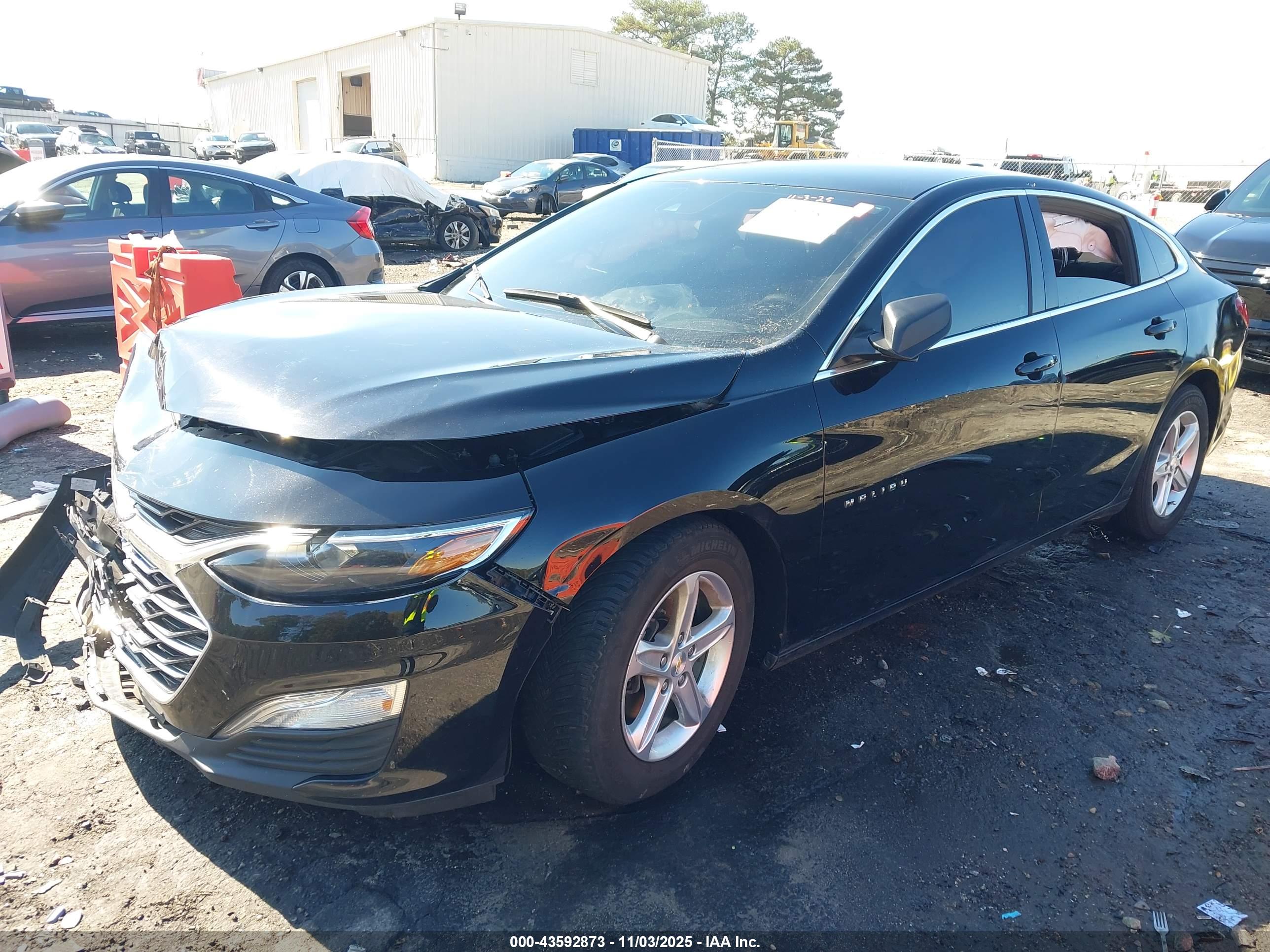 CHEVROLET MALIBU image 2