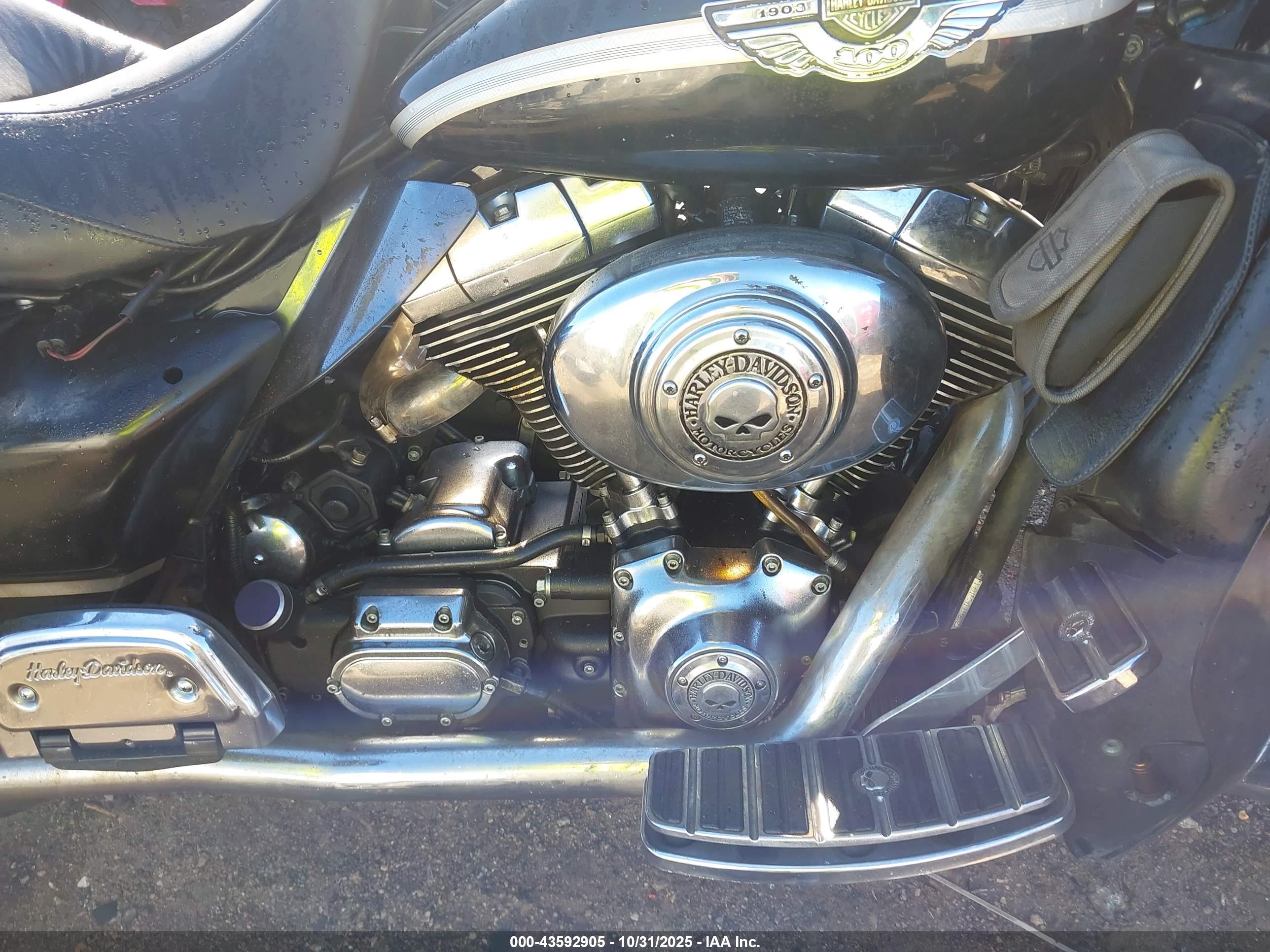 HARLEY-DAVIDSON FLHTCUI image 8
