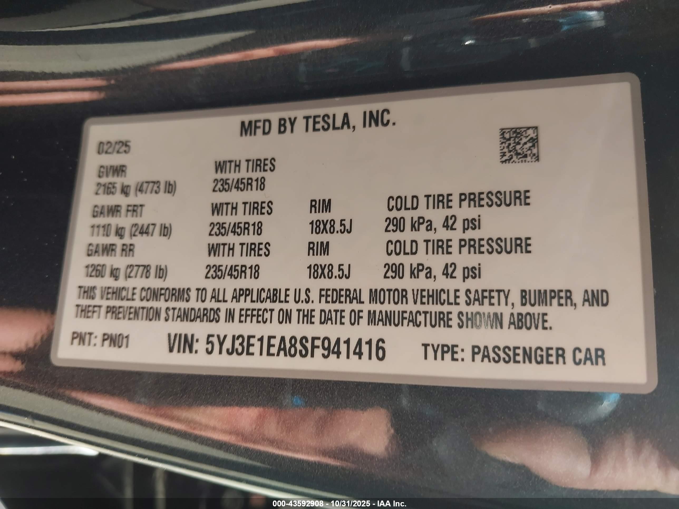 TESLA MODEL image 9