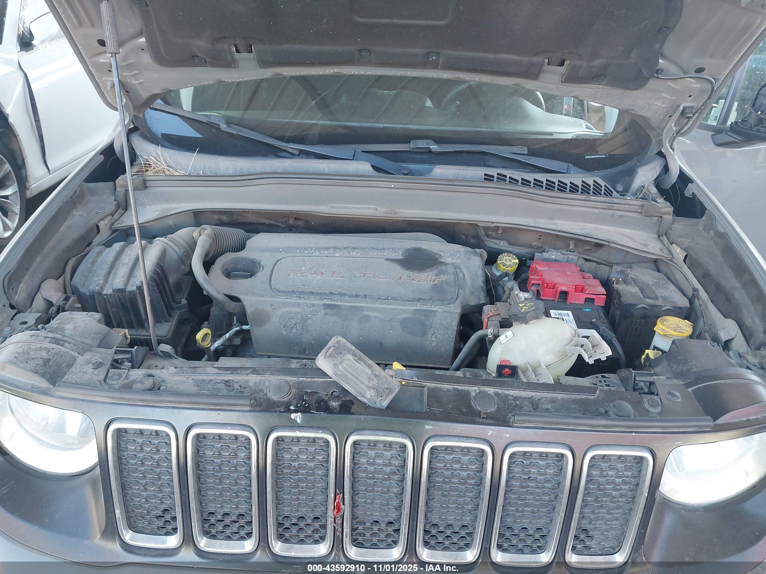 JEEP RENEGADE image 10