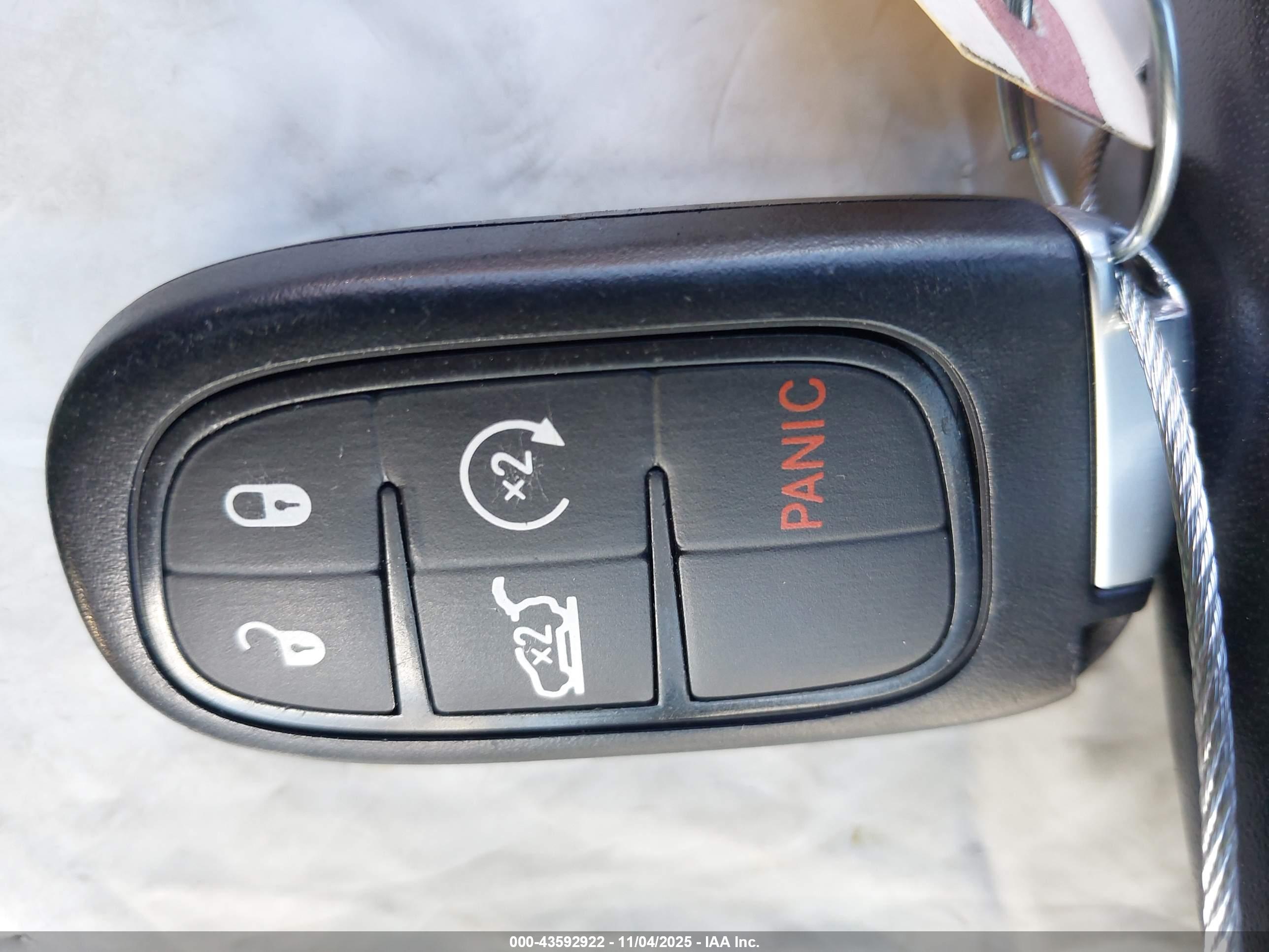 JEEP CHEROKEE image 11