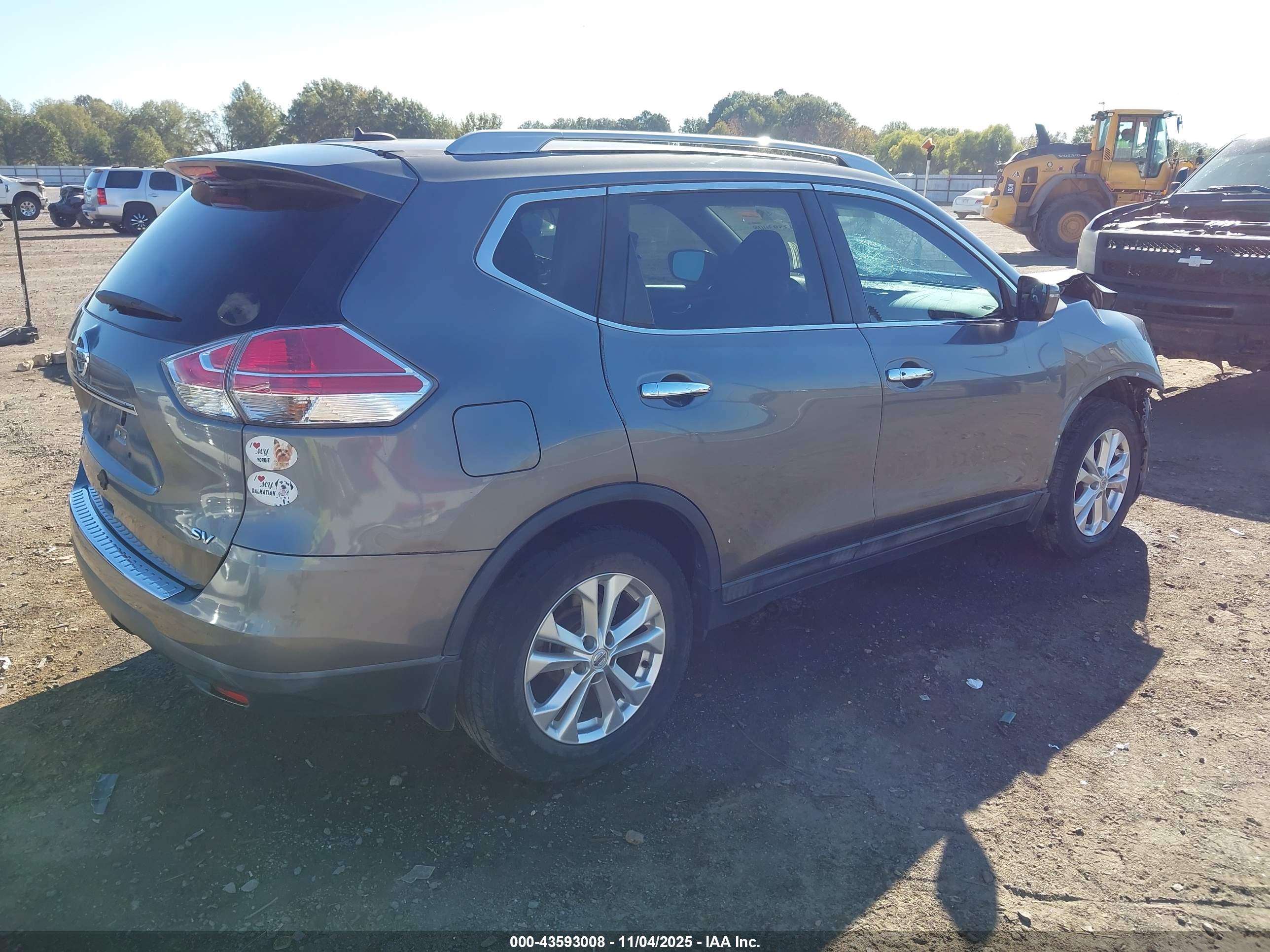 NISSAN ROGUE image 4