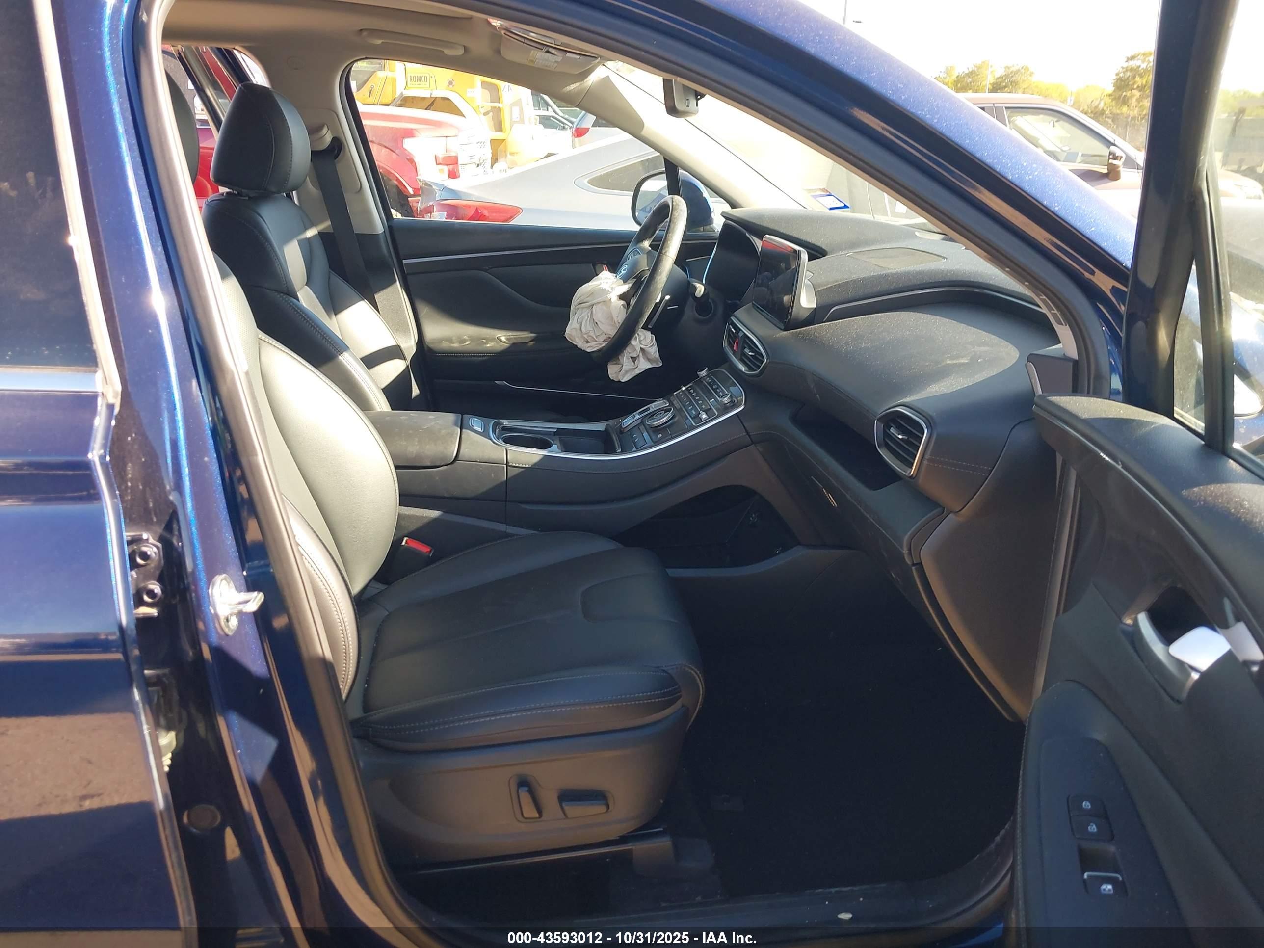 HYUNDAI SANTA image 5
