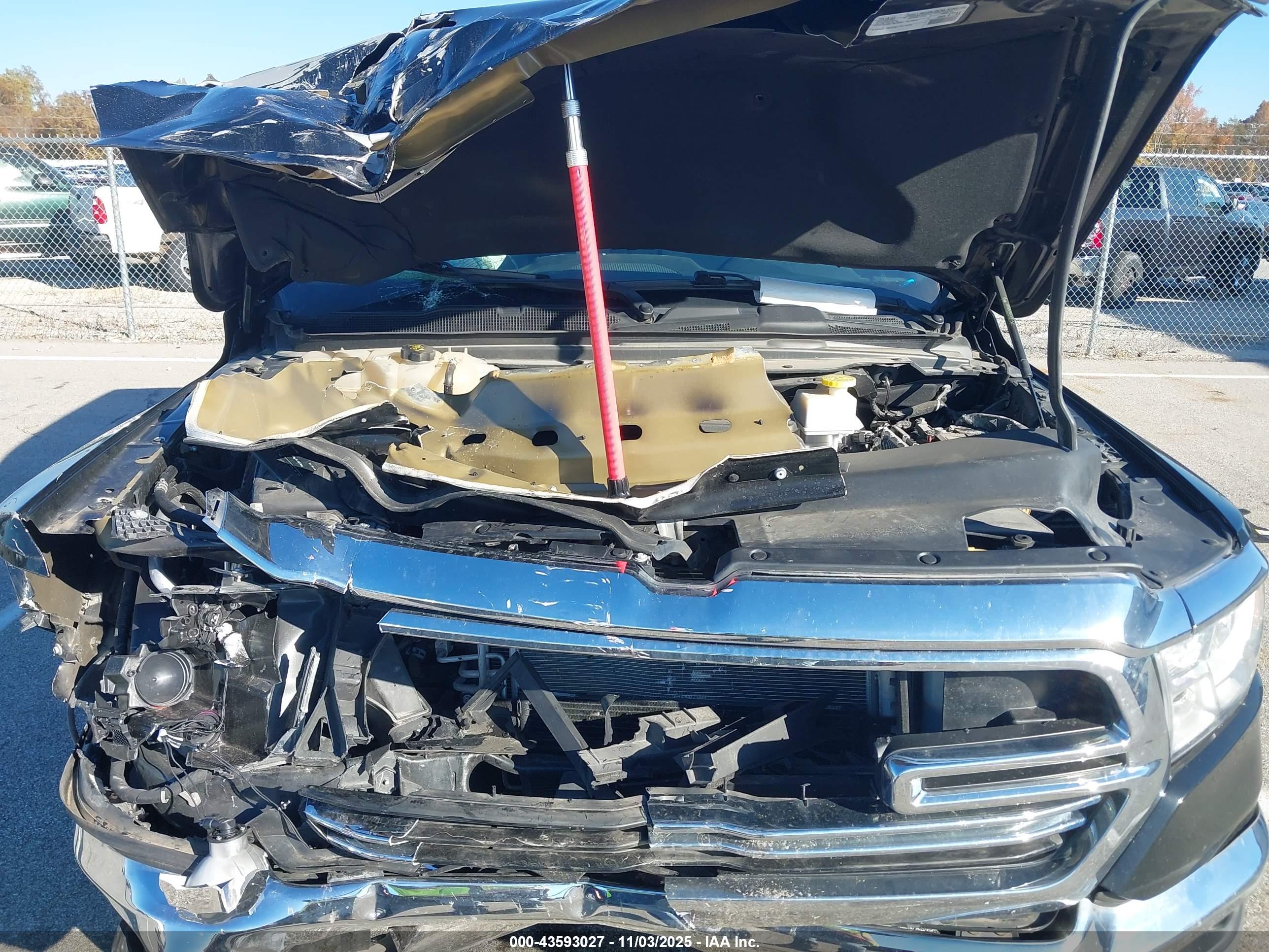 RAM 1500 image 10