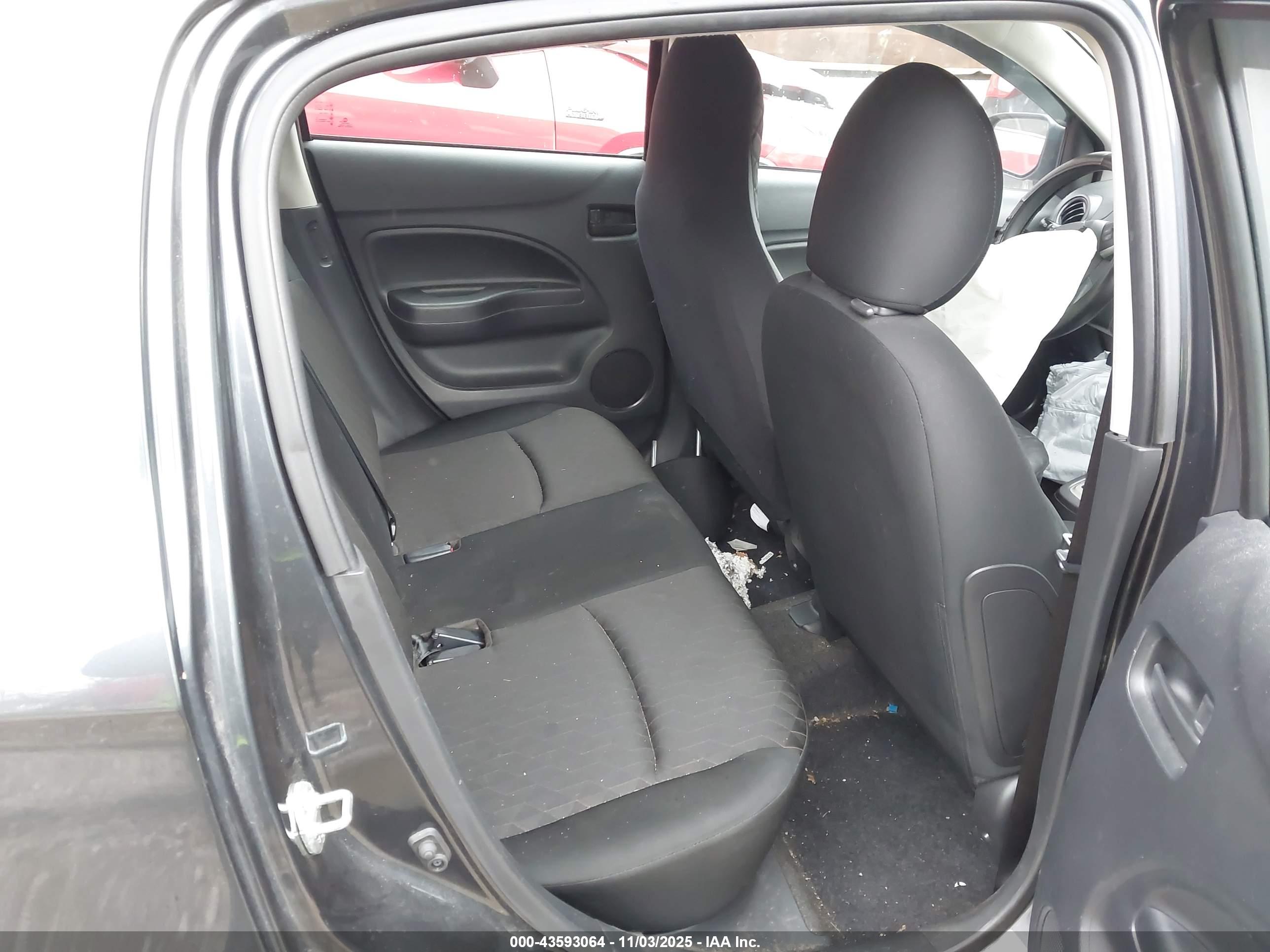 MITSUBISHI MIRAGE image 8