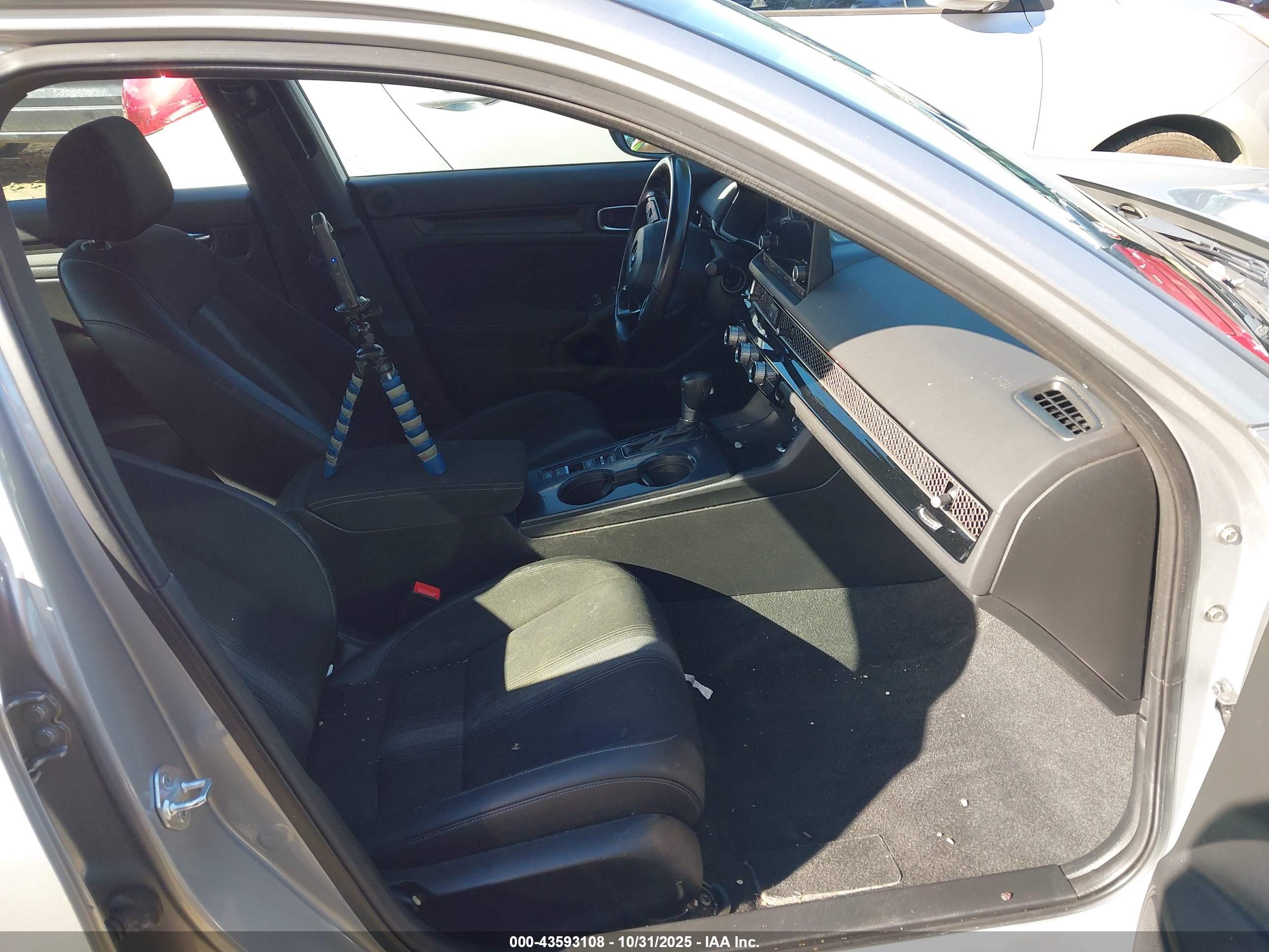 HONDA CIVIC image 5