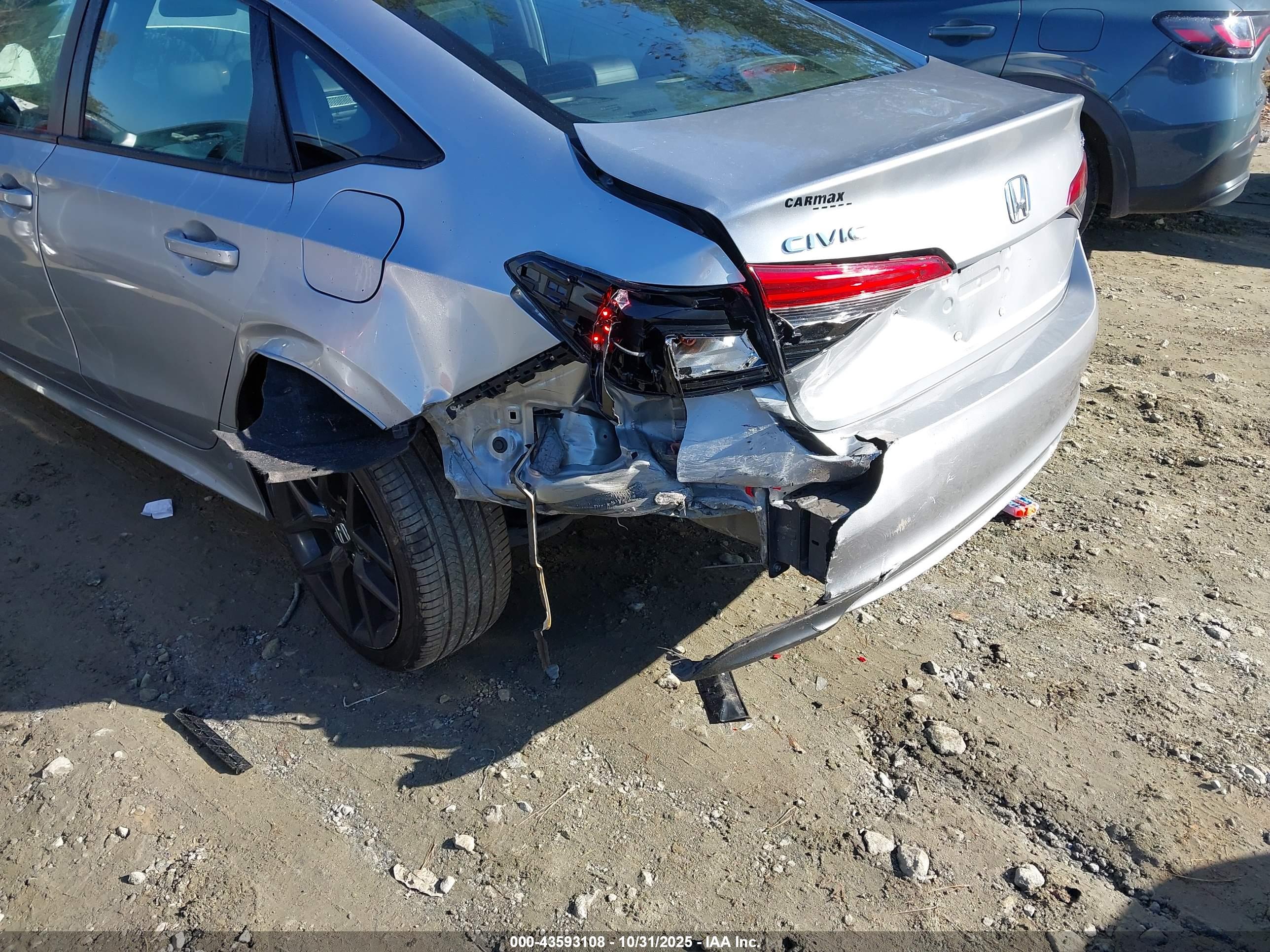 HONDA CIVIC image 6