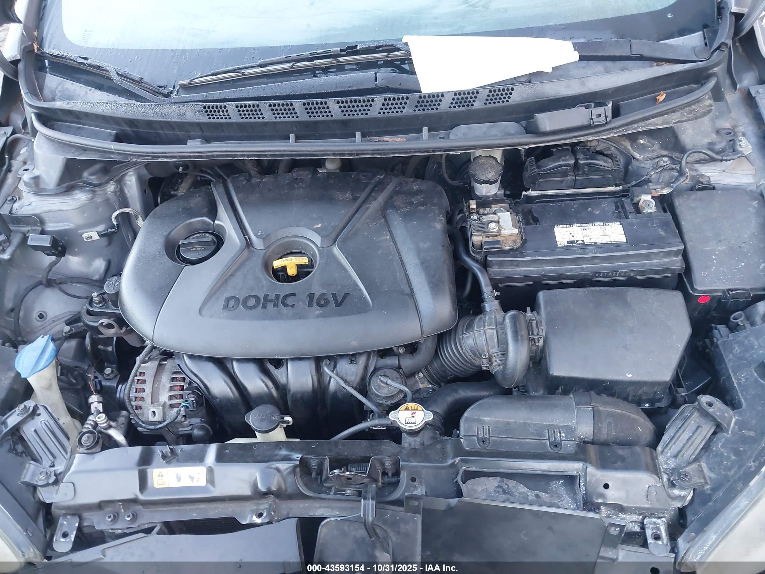 HYUNDAI ELANTRA image 10