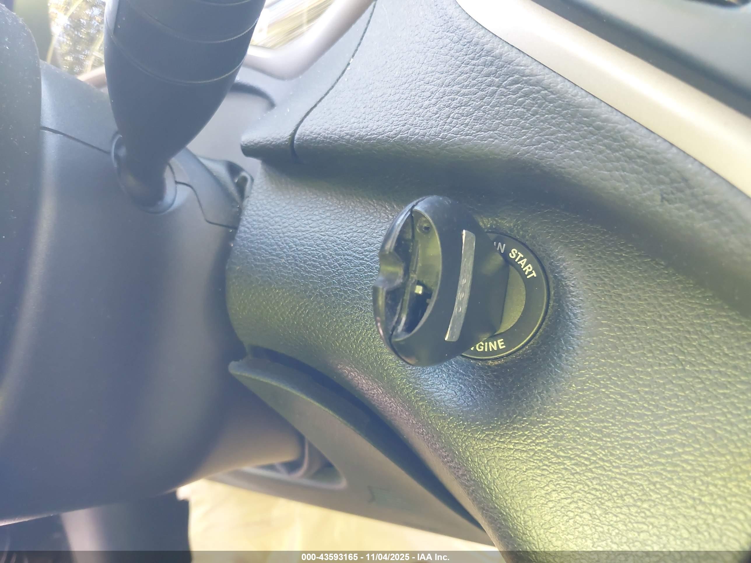 JEEP CHEROKEE image 11