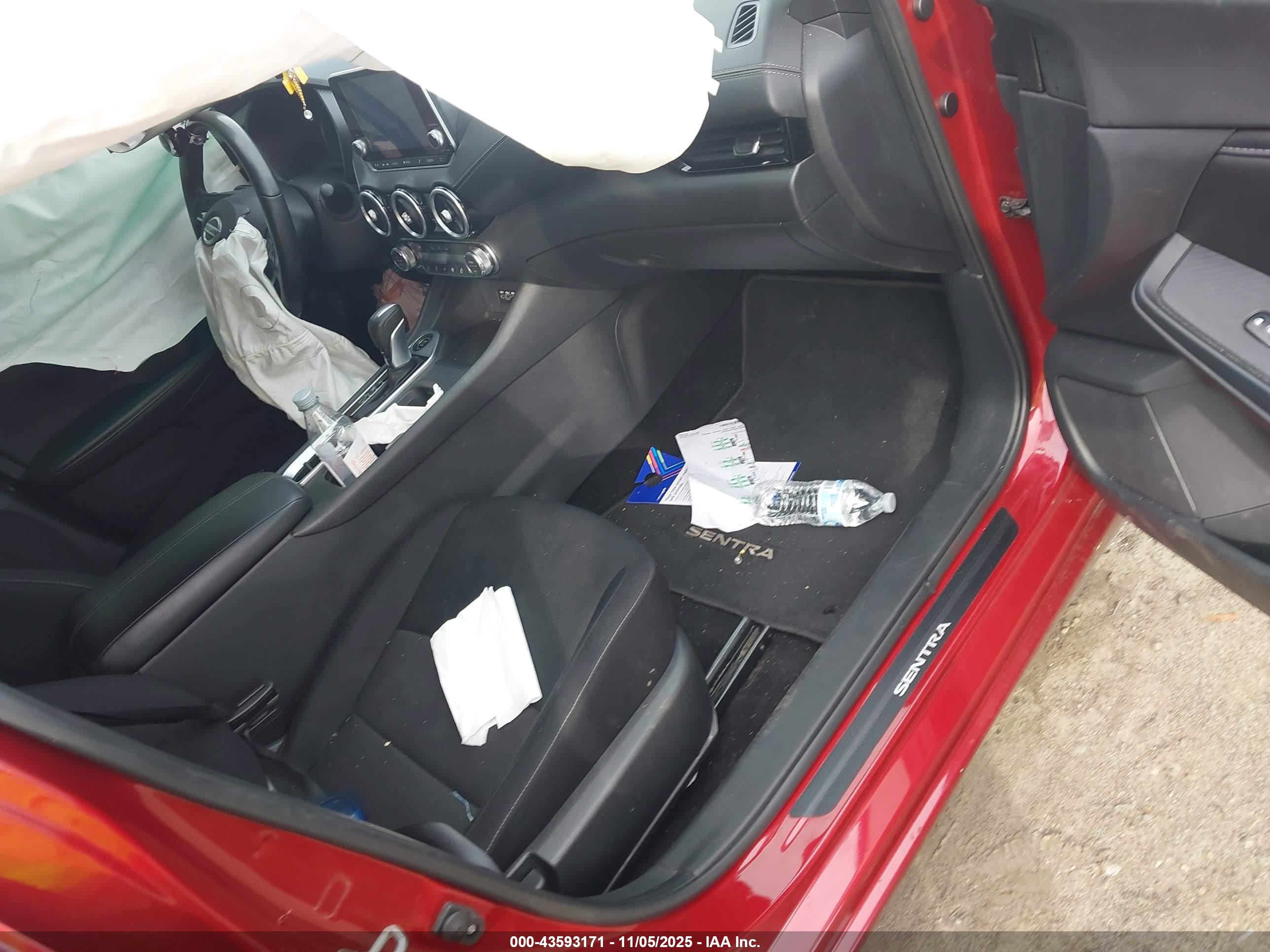 NISSAN SENTRA image 5