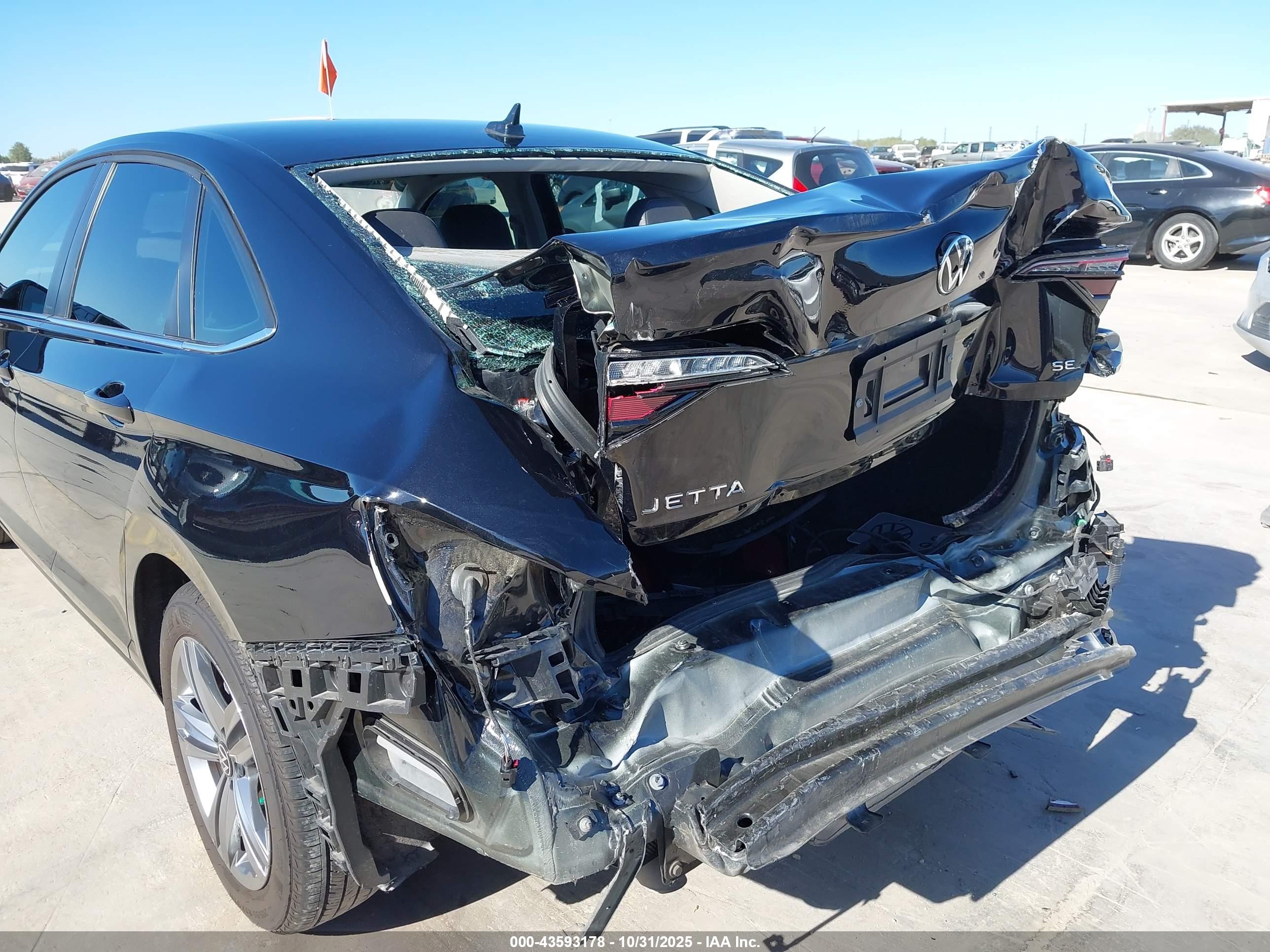 VOLKSWAGEN JETTA image 6