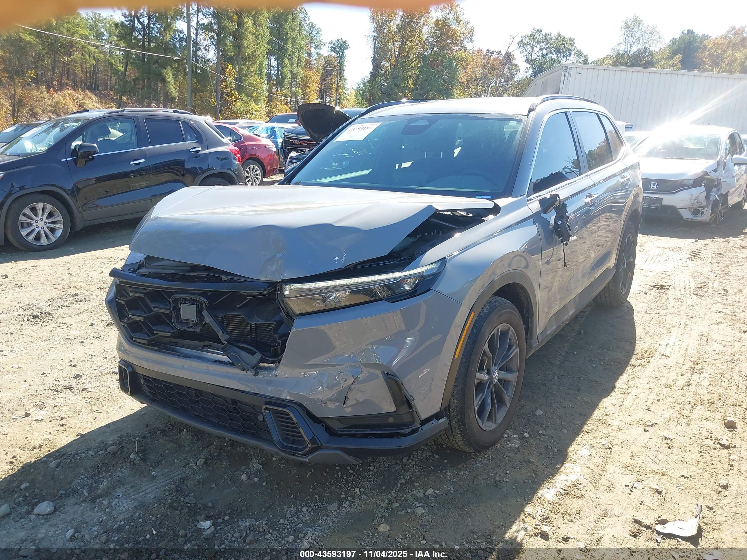 HONDA CR-V image 2