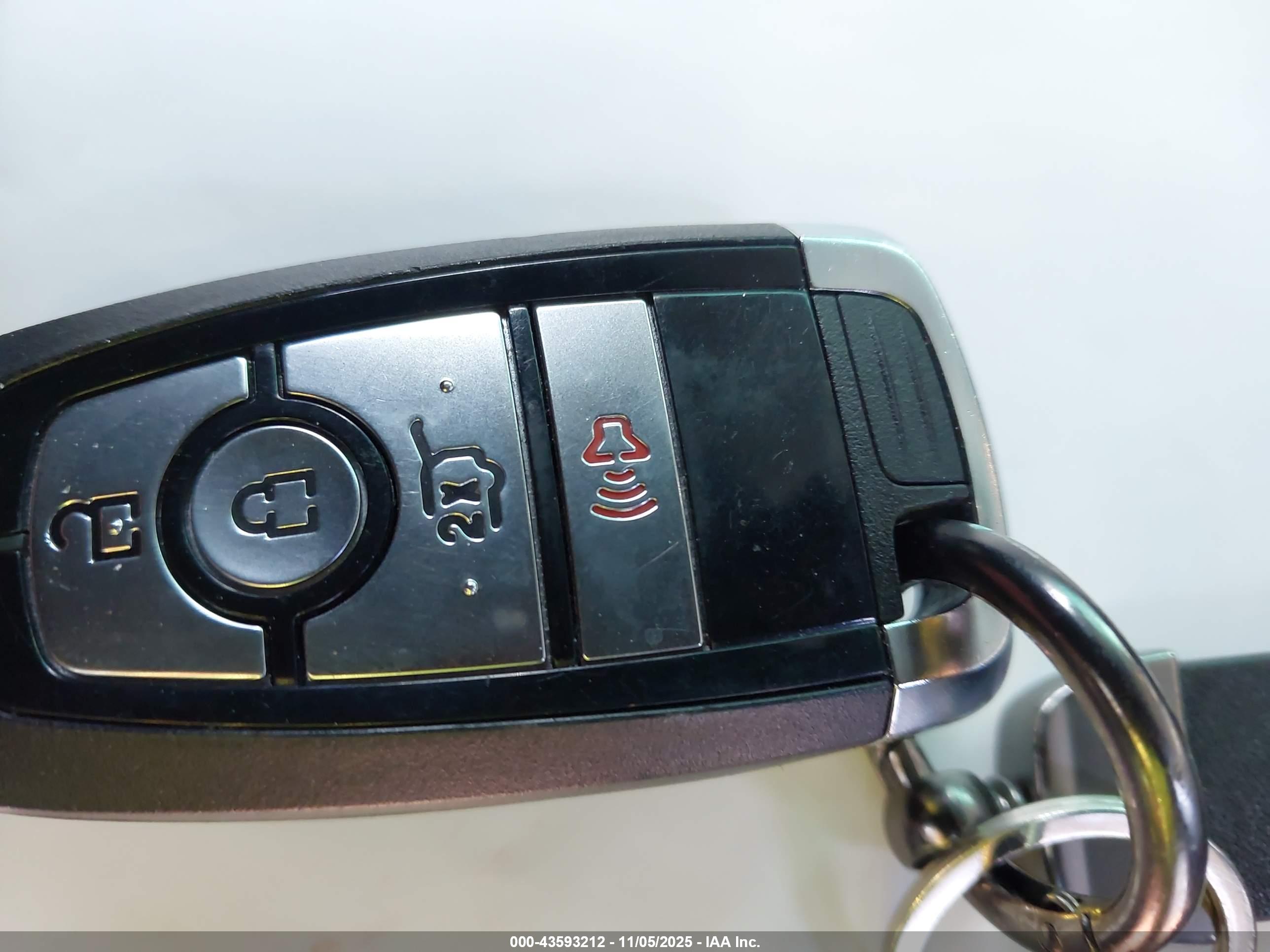 FORD MUSTANG image 11