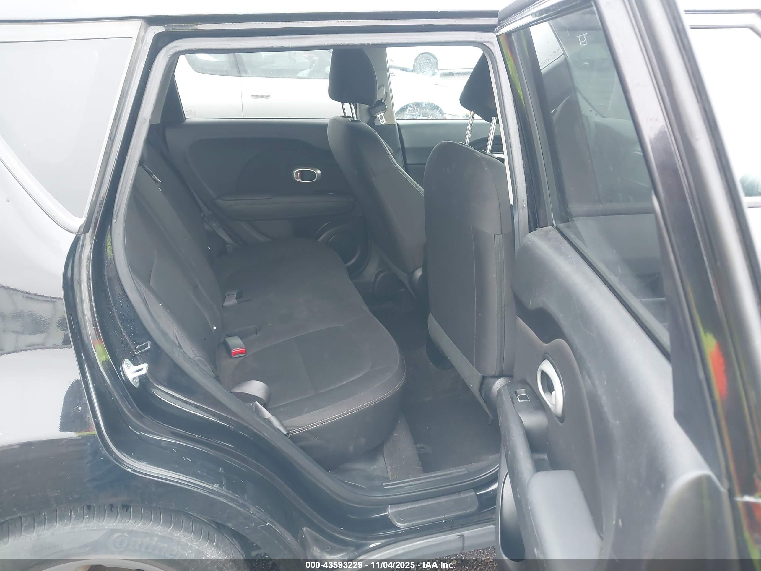 KIA SOUL image 8