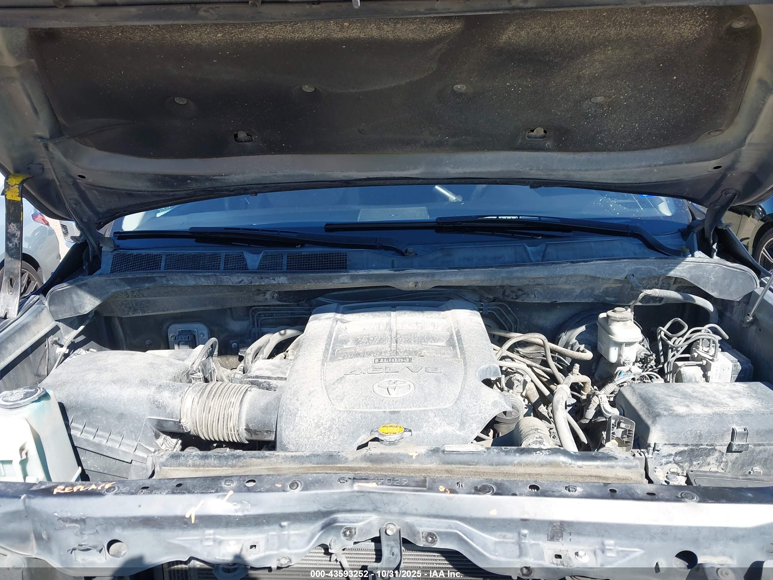TOYOTA TUNDRA image 10
