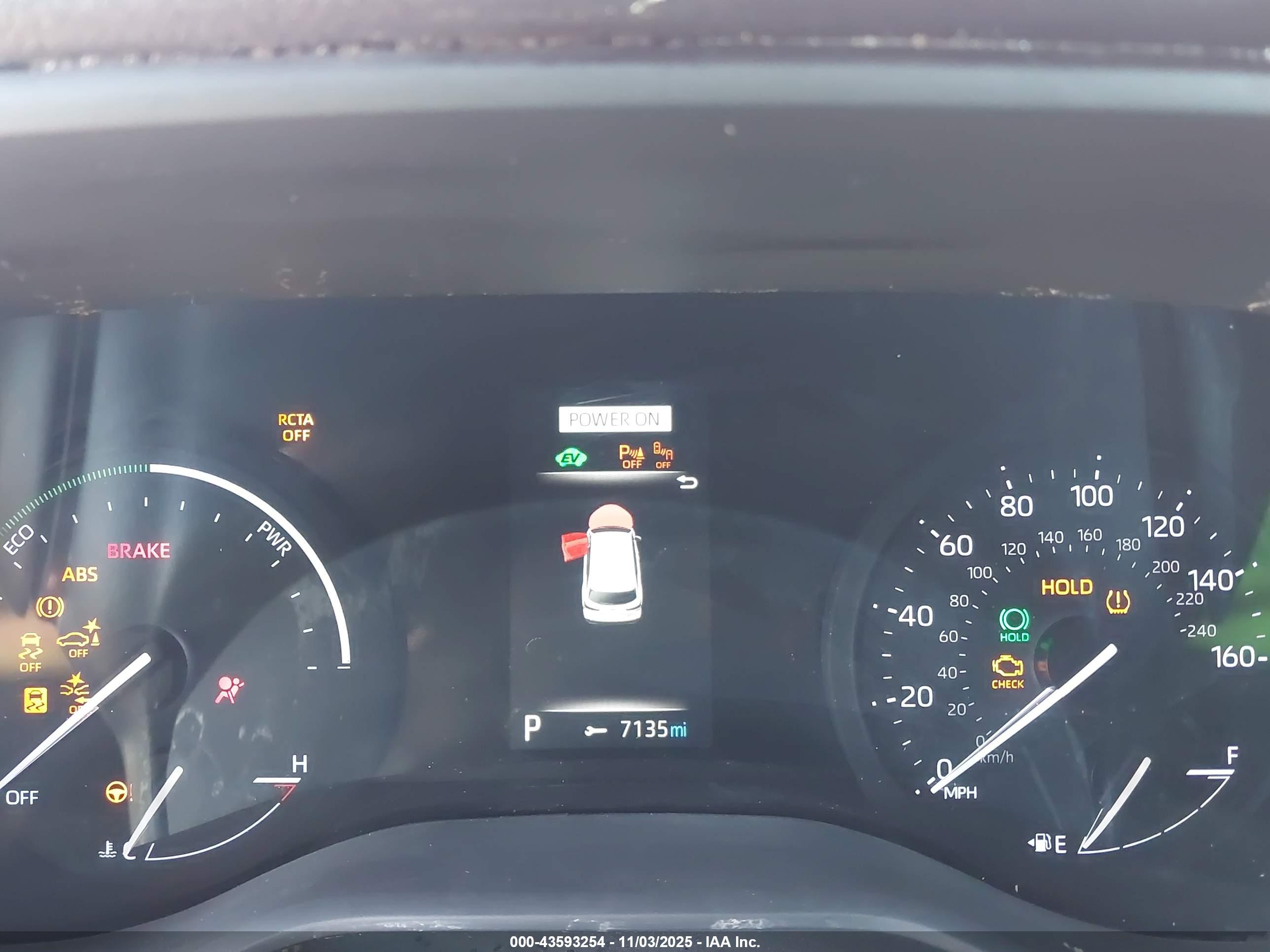 TOYOTA SIENNA image 7