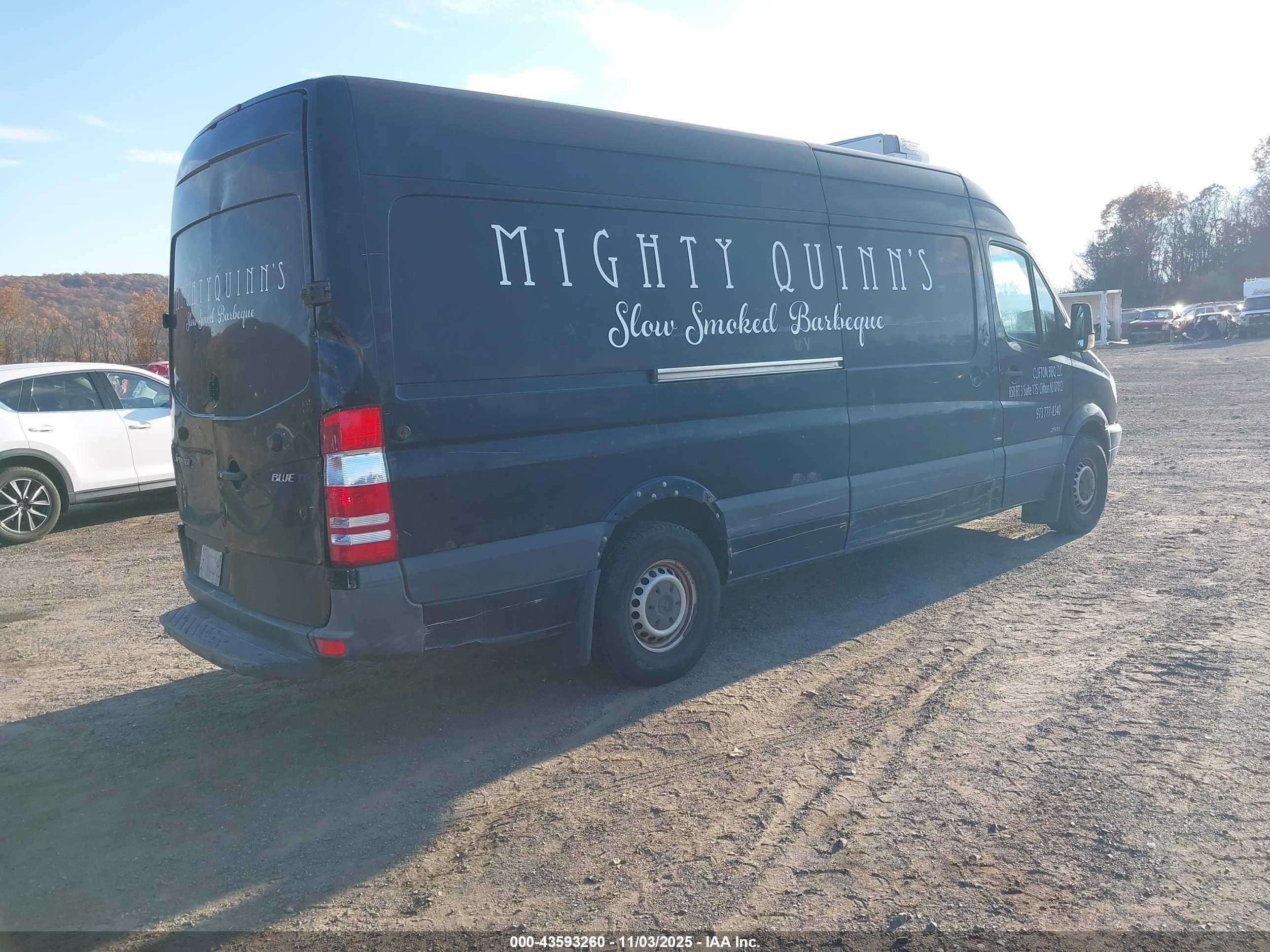 MERCEDES-BENZ SPRINTER image 4