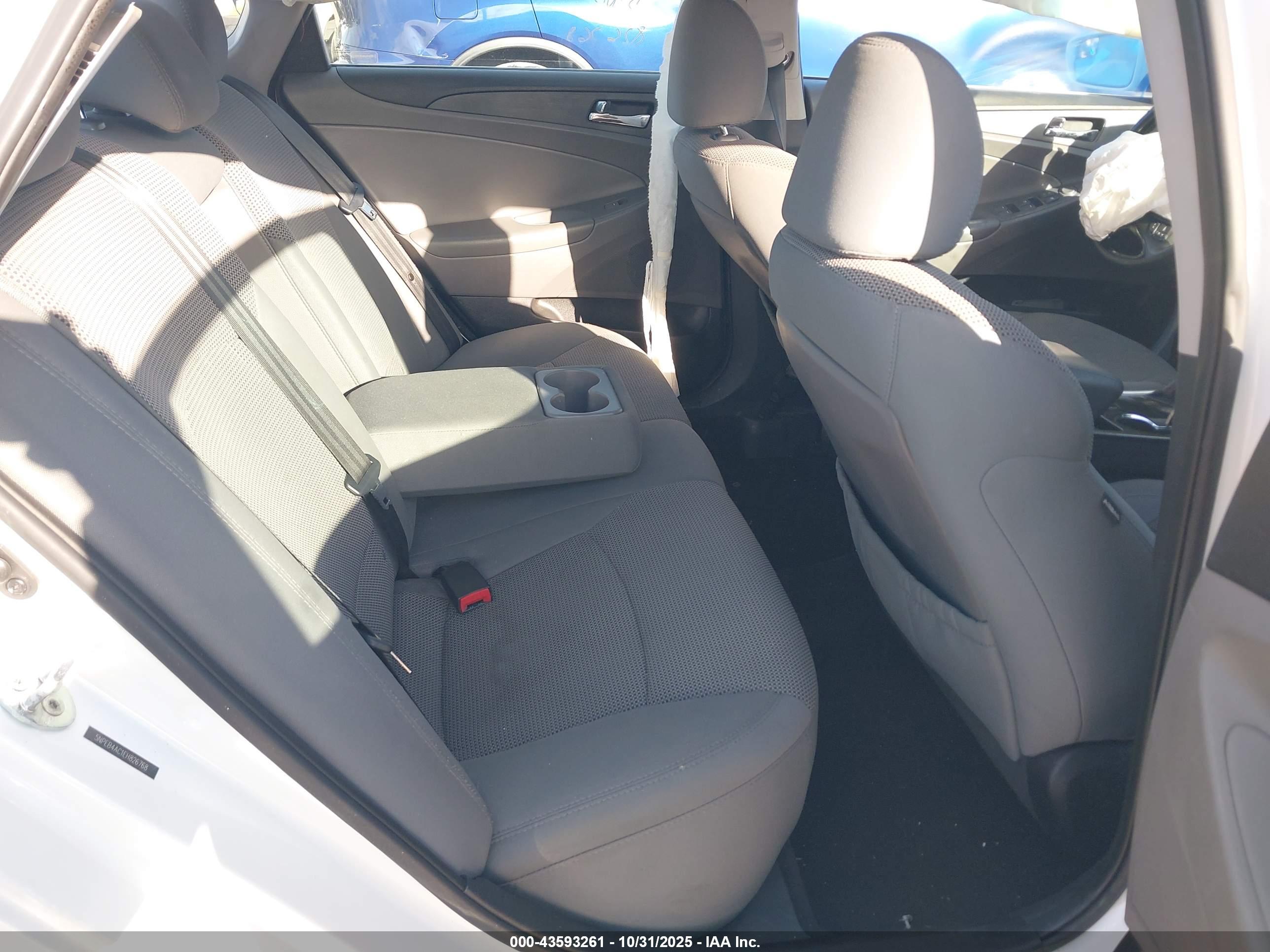 HYUNDAI SONATA image 8